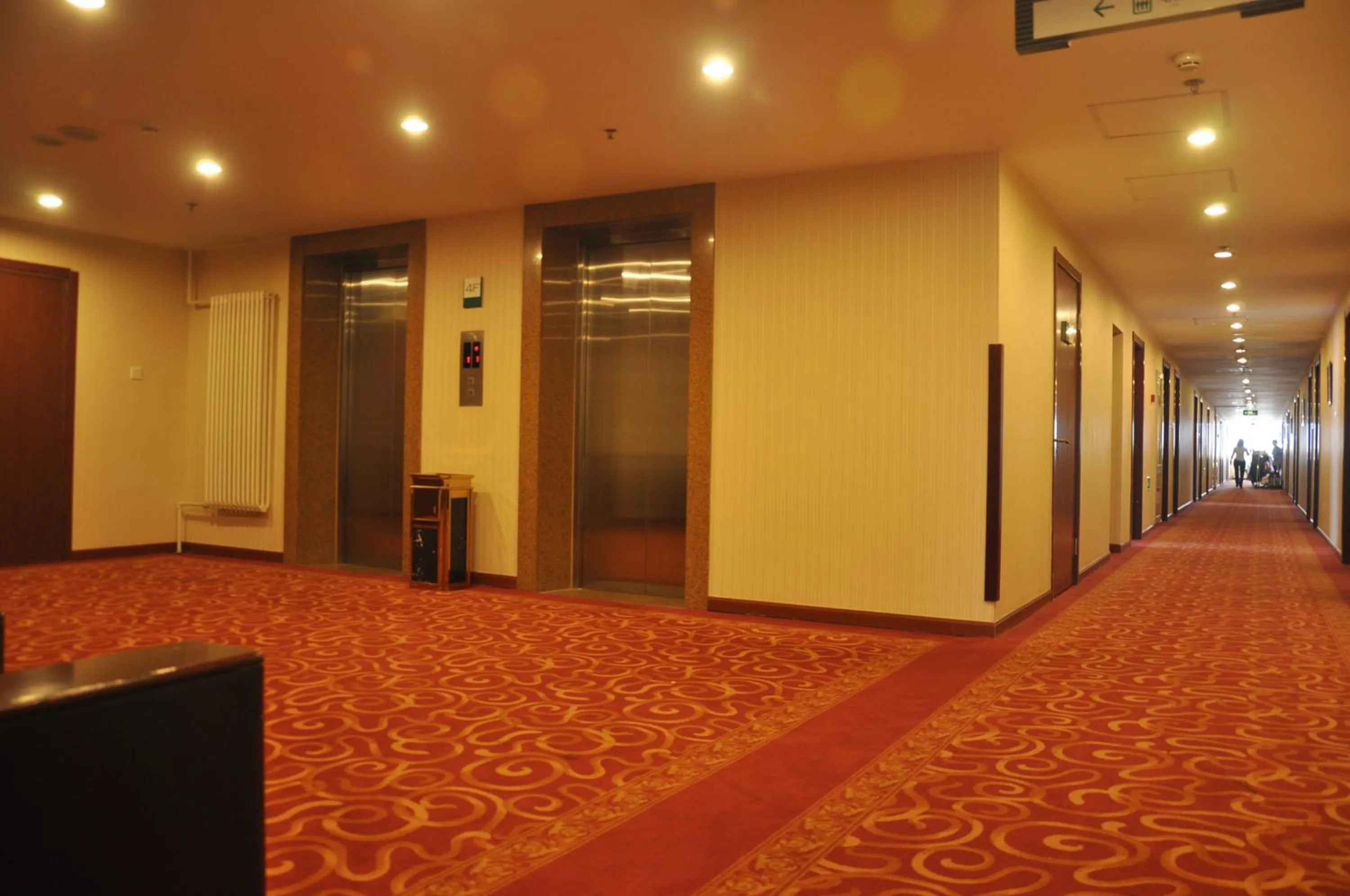 Lobby or reception in King Parkview Hotel