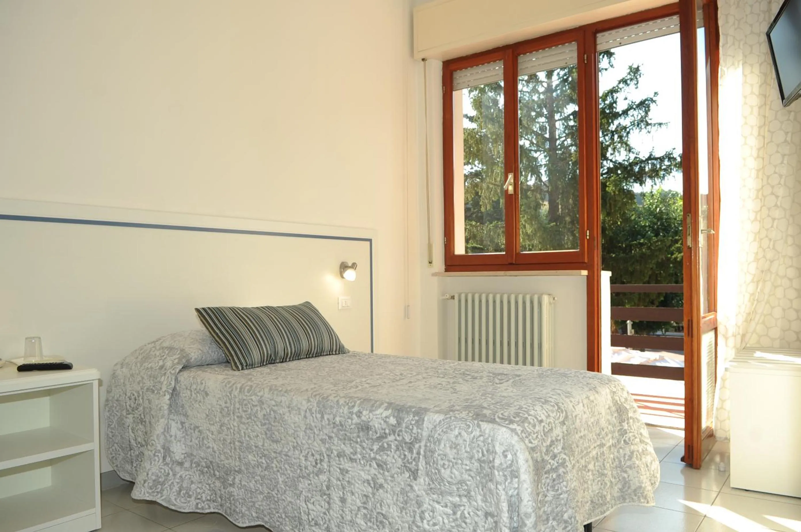 Bedroom, Bed in Albergo Ester