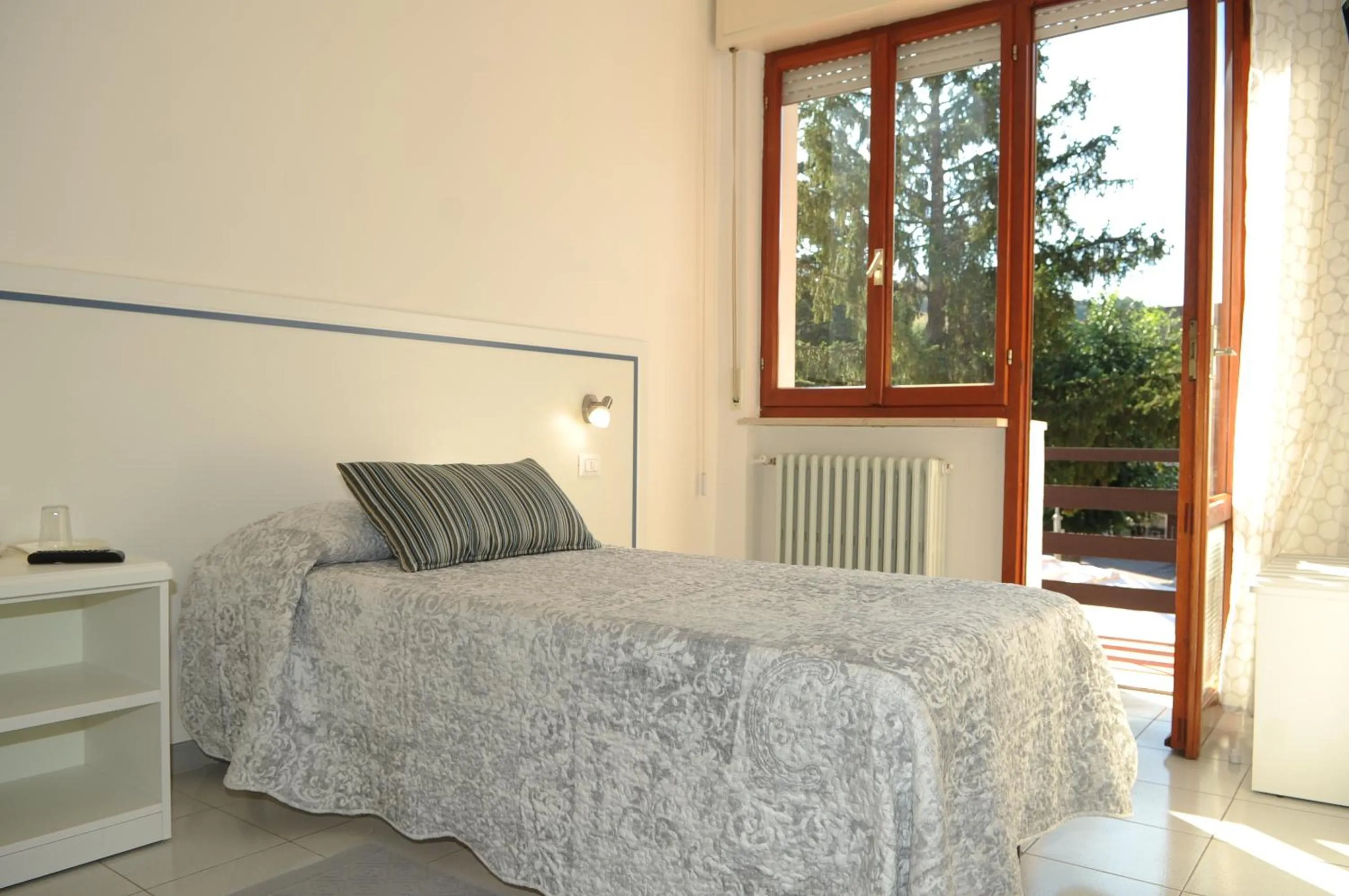 Bedroom, Bed in Albergo Ester