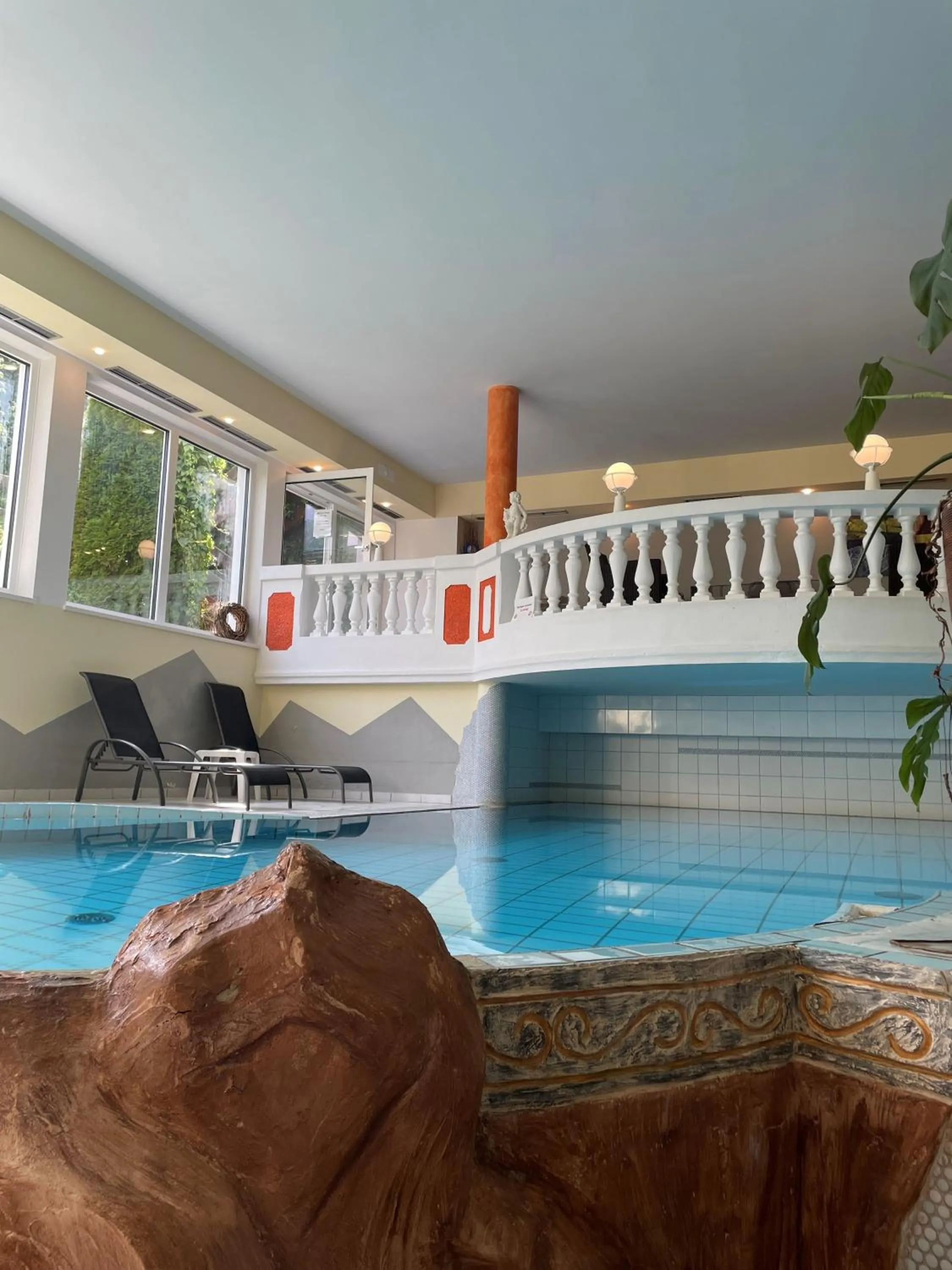 Swimming pool in Hotel Alpina nature-wellness