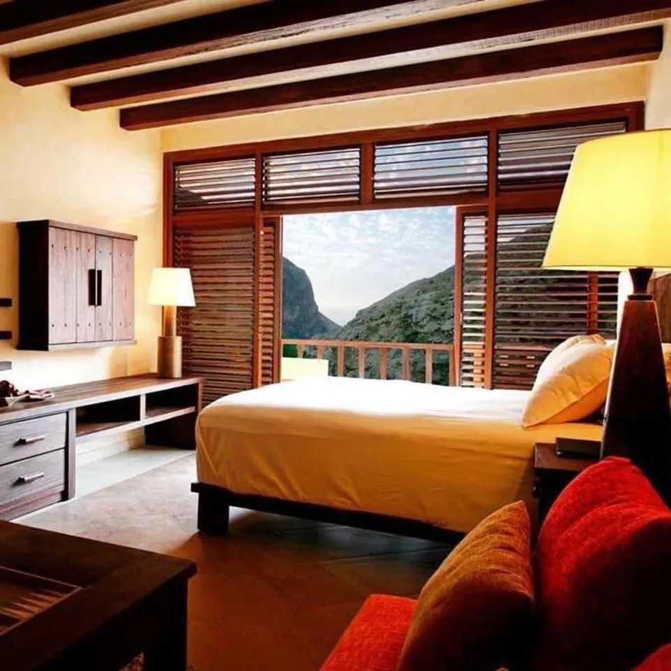 Bed in Ma'in Hot Springs