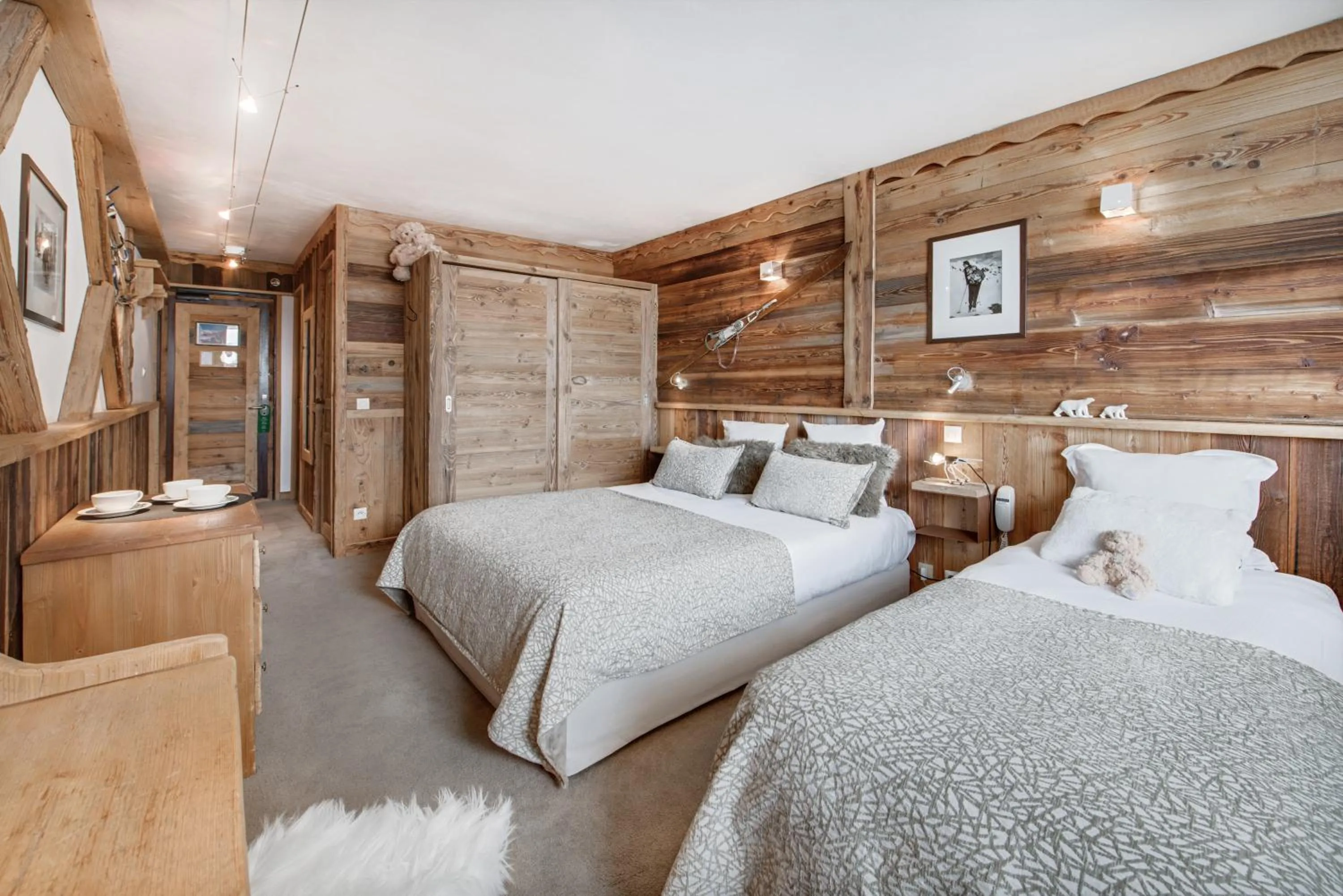 Bed in Hotel 3 Vallées Val Thorens