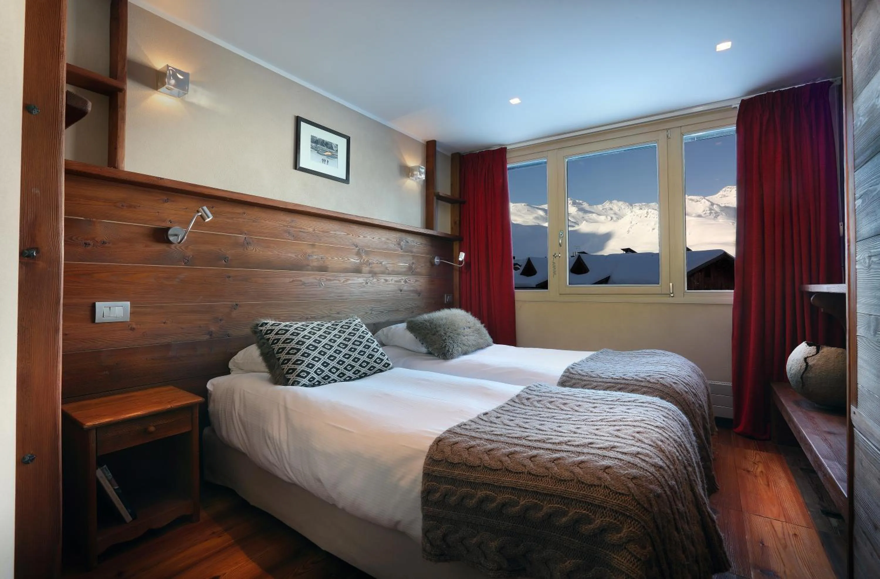 Bedroom, Bed in Hotel 3 Vallées Val Thorens
