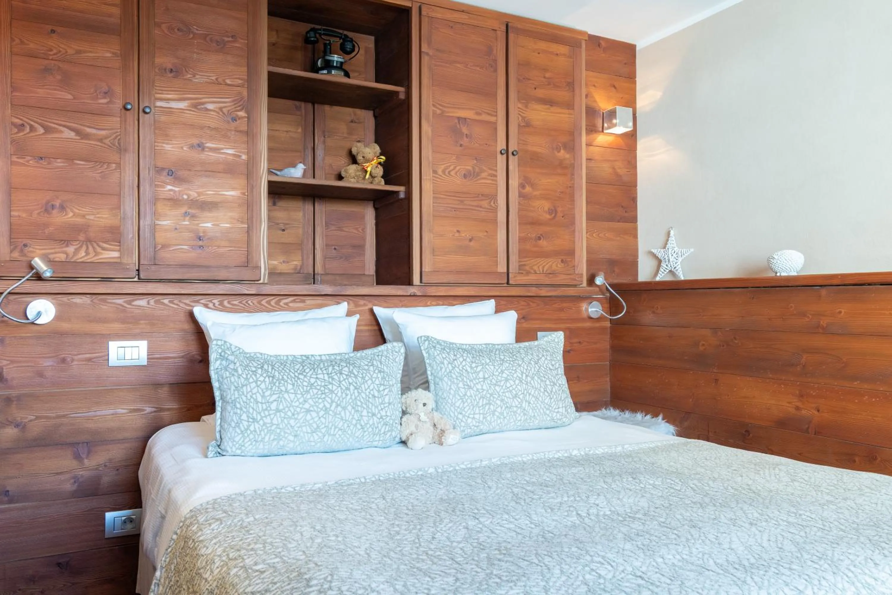 Bed in Hotel 3 Vallées Val Thorens