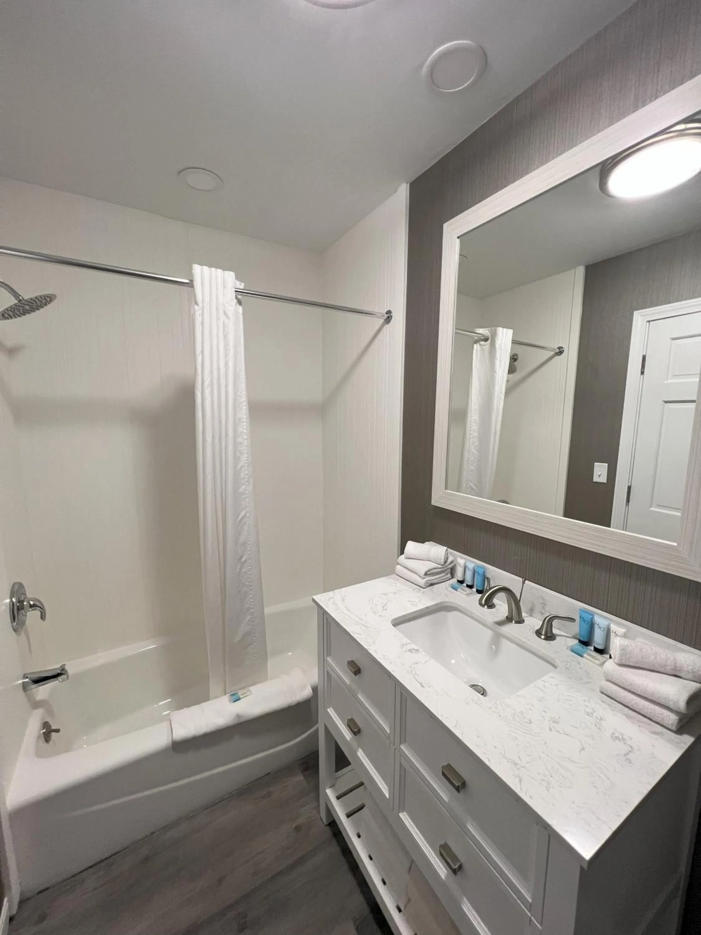 Bathroom in Georgian Lakeside Resort