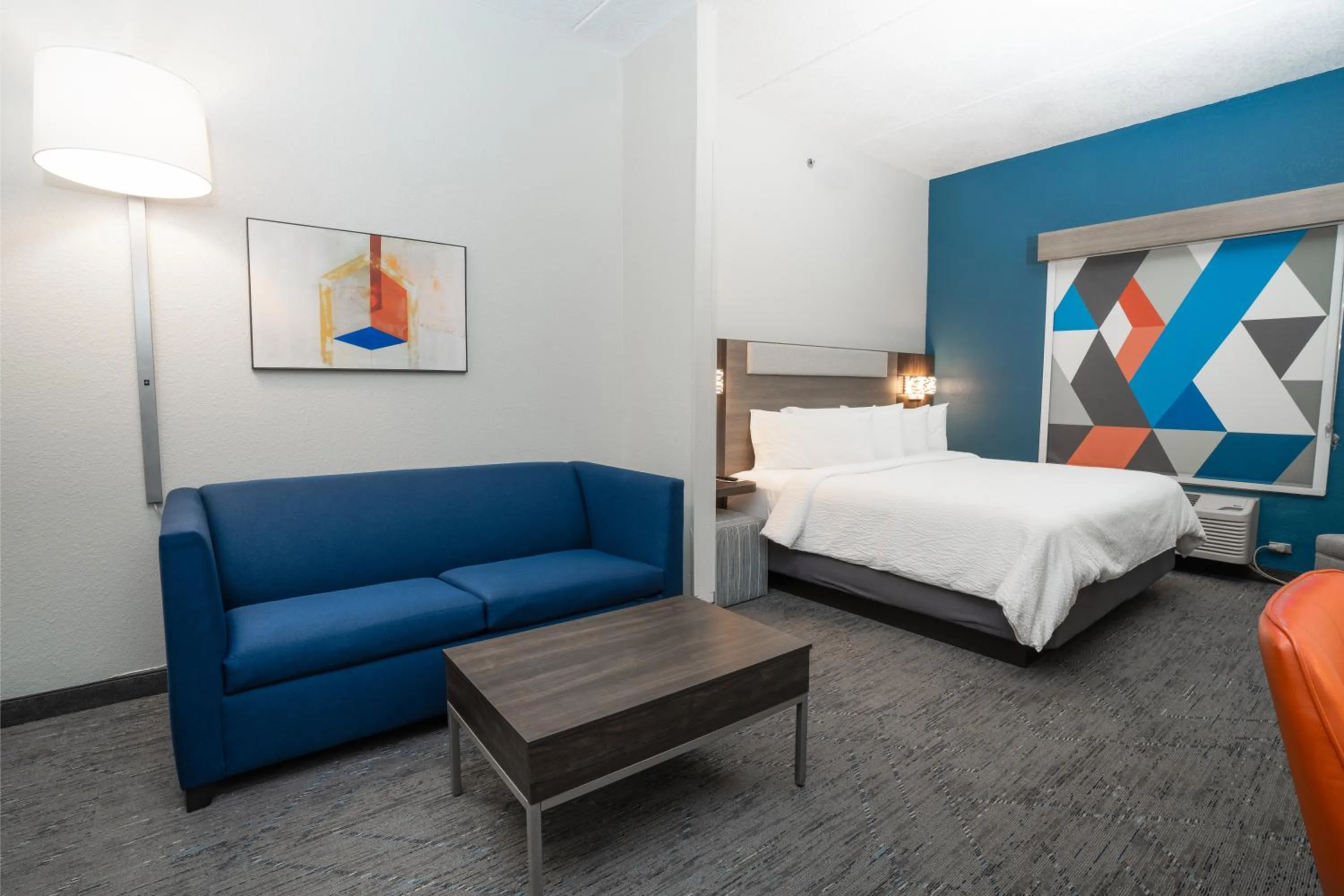 Bed in Holiday Inn Express Hotel & Suites Orange City - Deltona by IHG