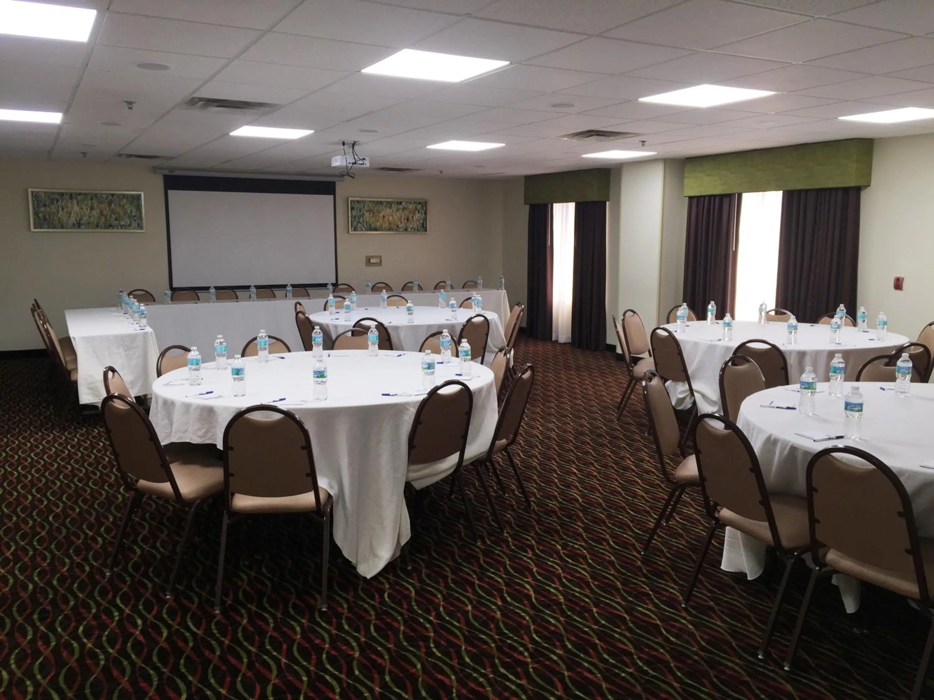 Meeting/conference room in Holiday Inn Express Hotel & Suites Orange City - Deltona by IHG