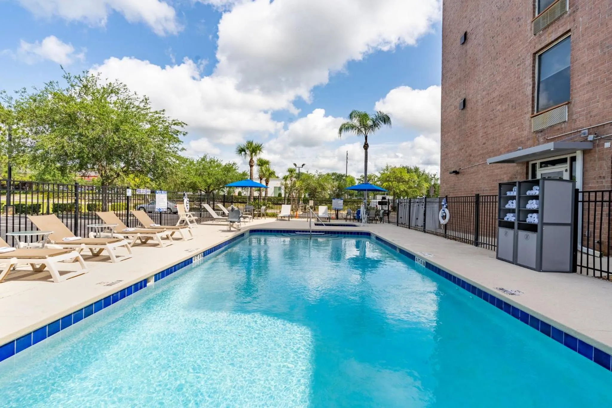 Swimming pool in Holiday Inn Express Hotel & Suites Orange City - Deltona by IHG