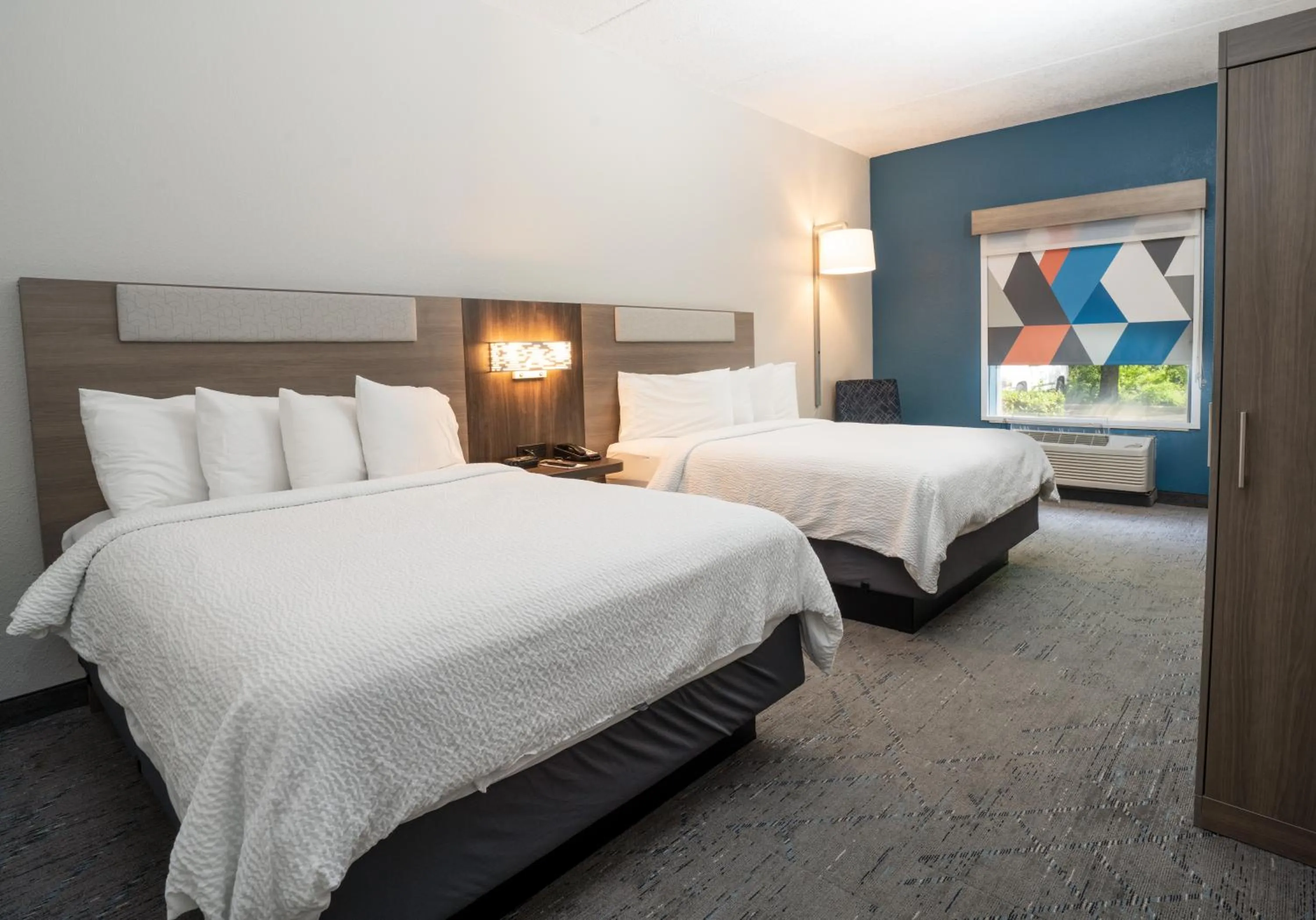 Bed in Holiday Inn Express Hotel & Suites Orange City - Deltona by IHG