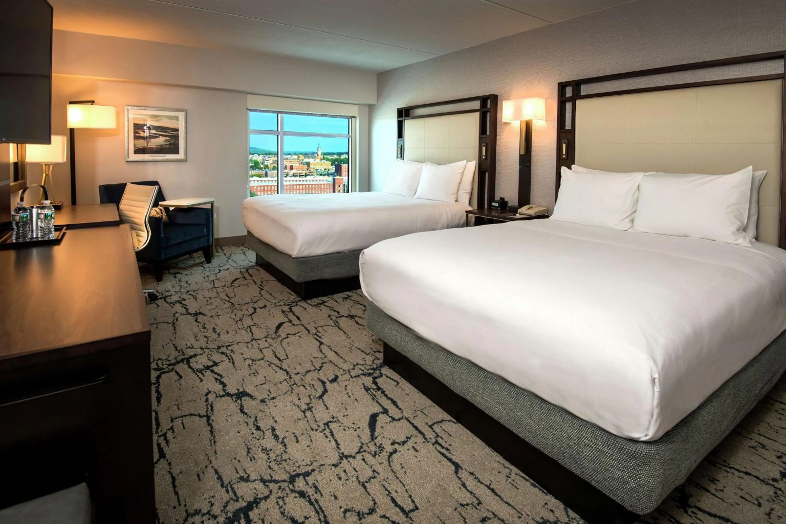 Bedroom, Bed in DoubleTree by Hilton Manchester Downtown