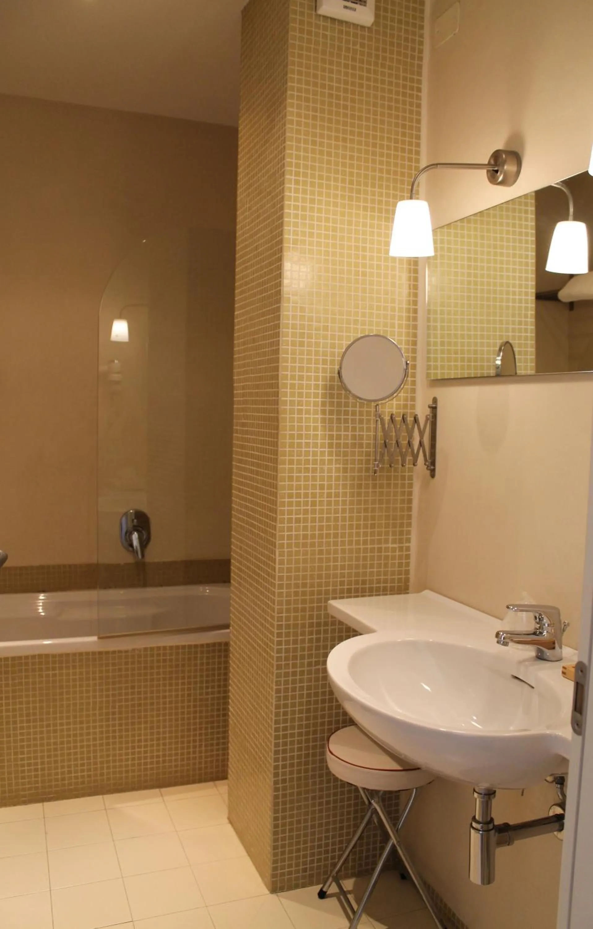 Bathroom in Hotel Touring