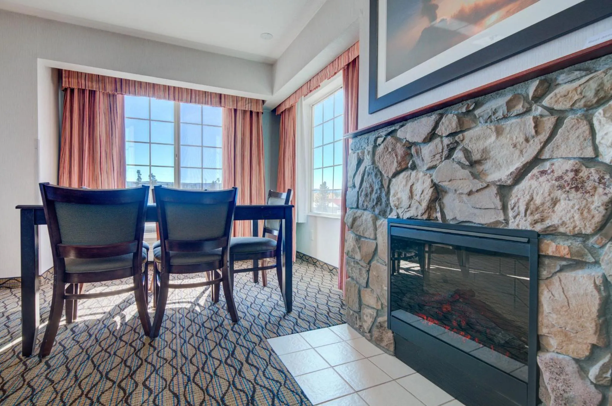 Photo of the whole room in Holiday Inn West Yellowstone by IHG