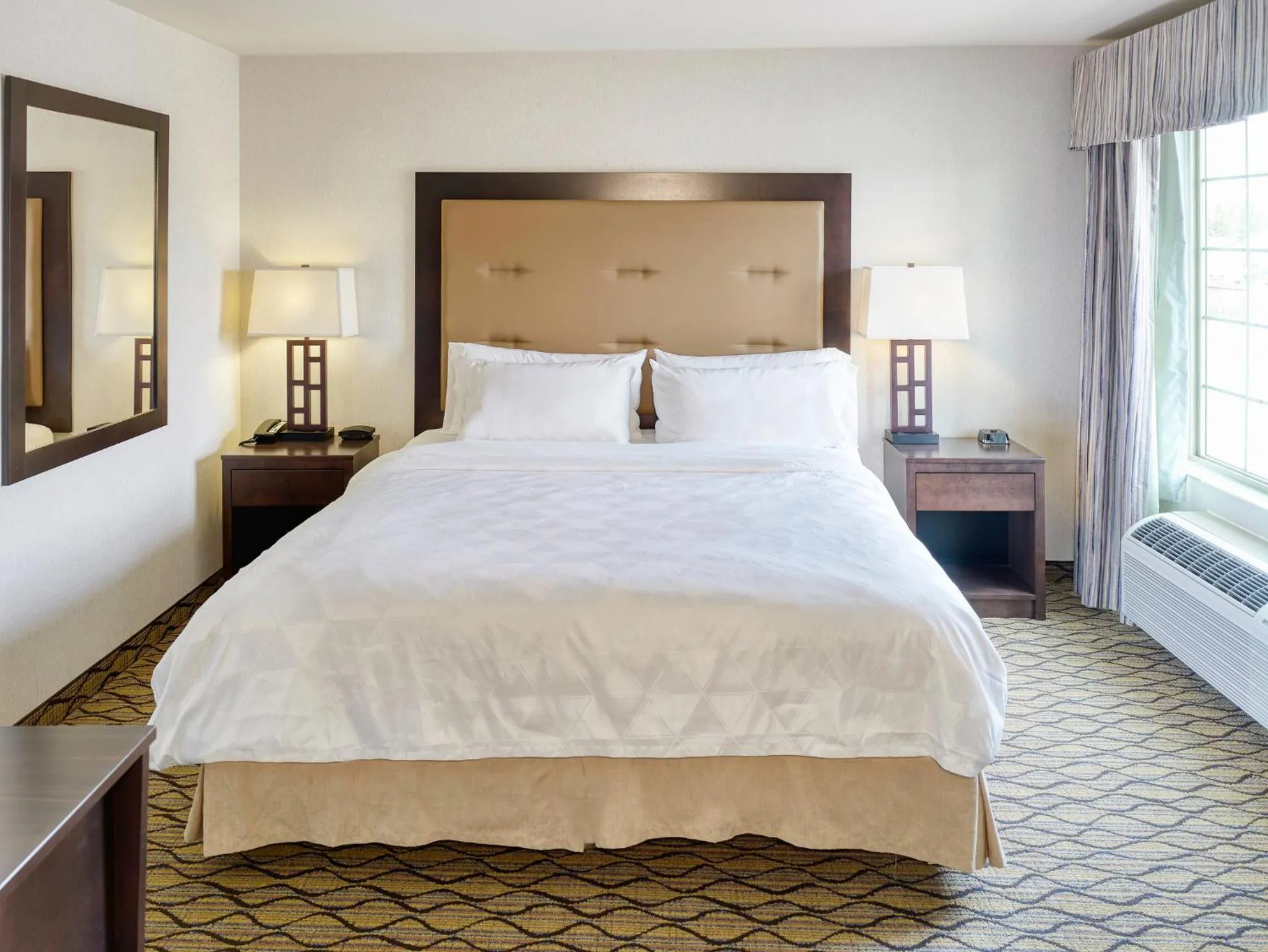 Photo of the whole room, Bed in Holiday Inn West Yellowstone by IHG