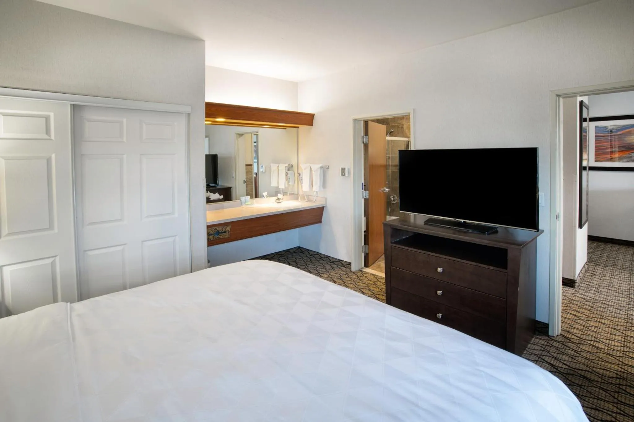 Photo of the whole room, Bed in Holiday Inn West Yellowstone by IHG