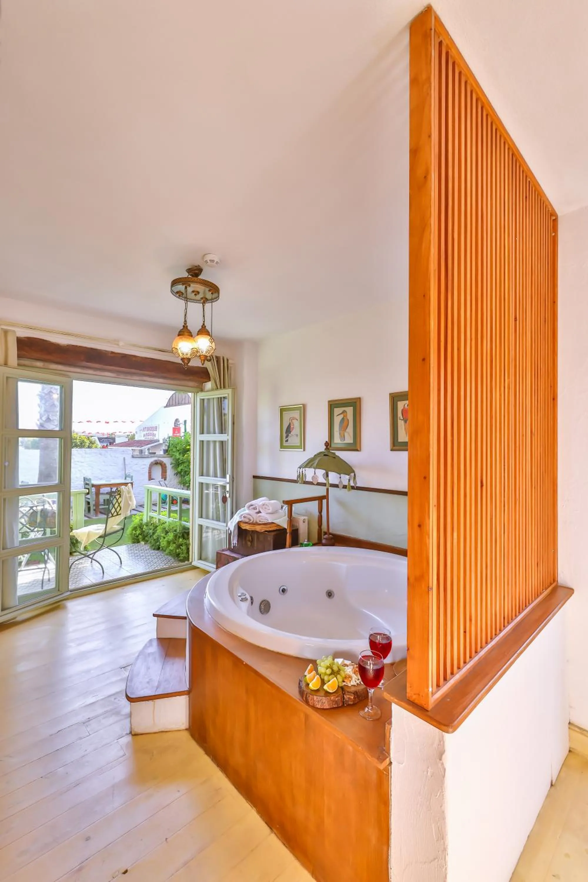 Photo of the whole room, Bed in Palas Alaçatı - Adult Only