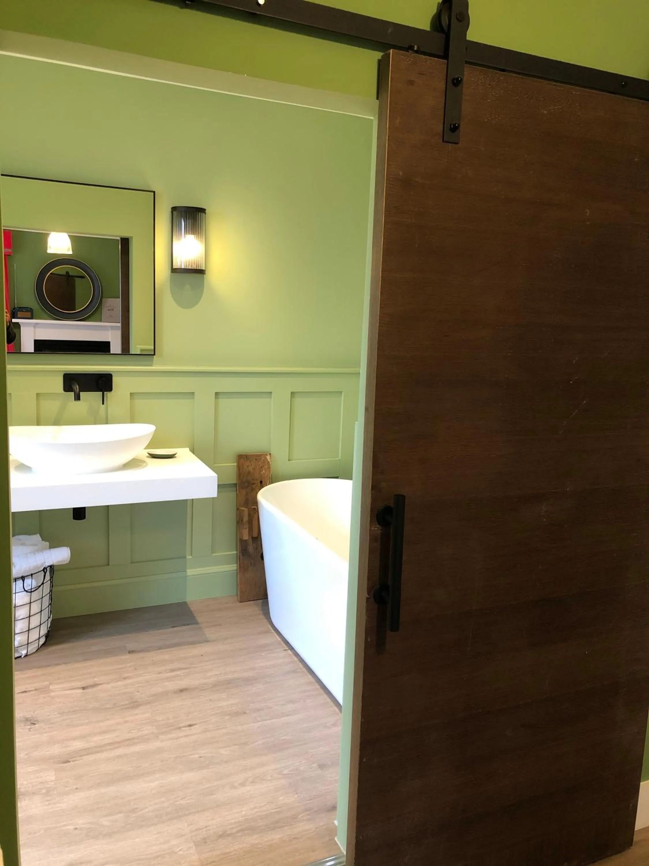 Bed in The Inn at Loch Tummel