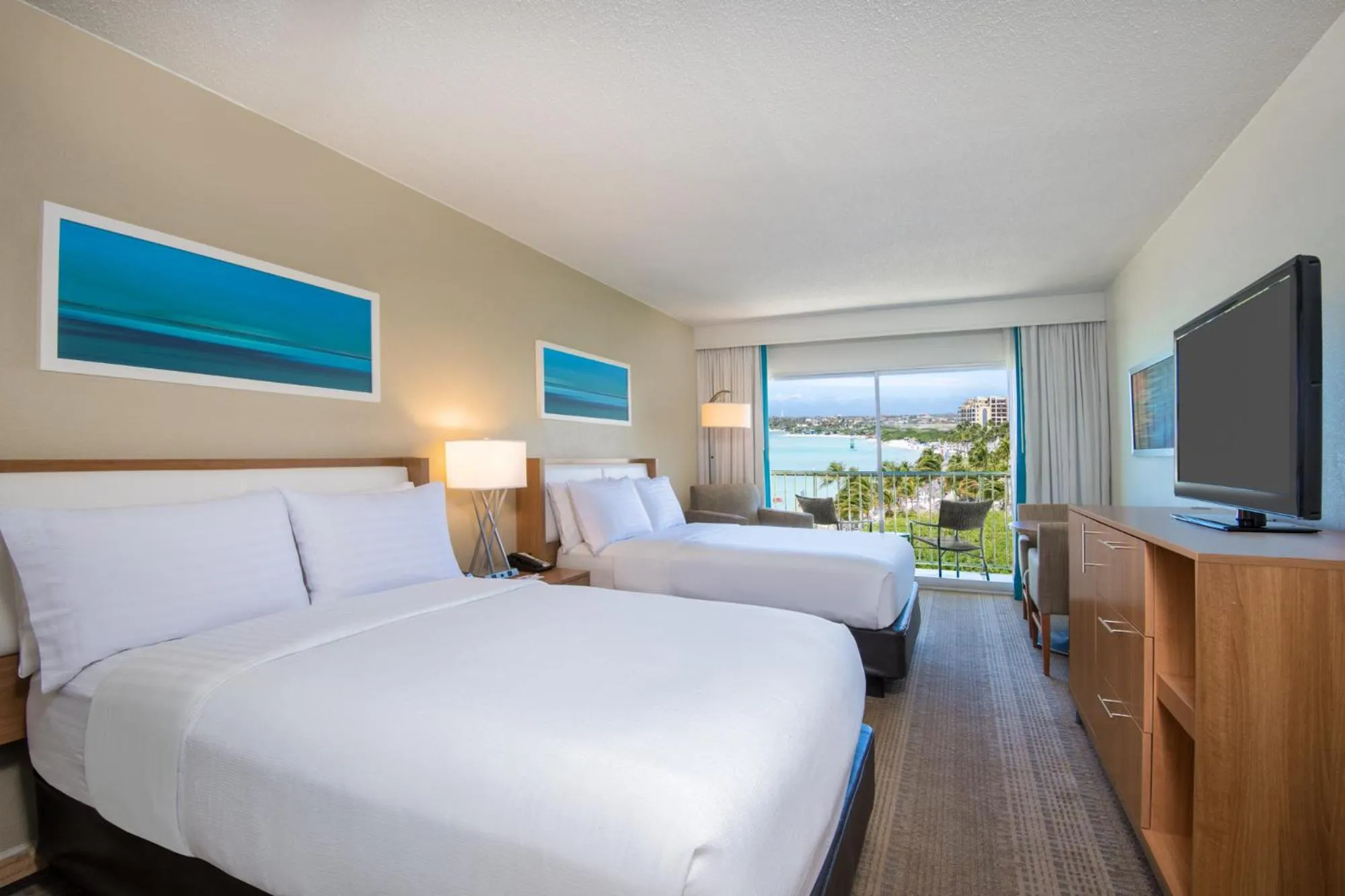 Photo of the whole room, Bed in Holiday Inn Resort Aruba - Beach Resort & Casino by IHG