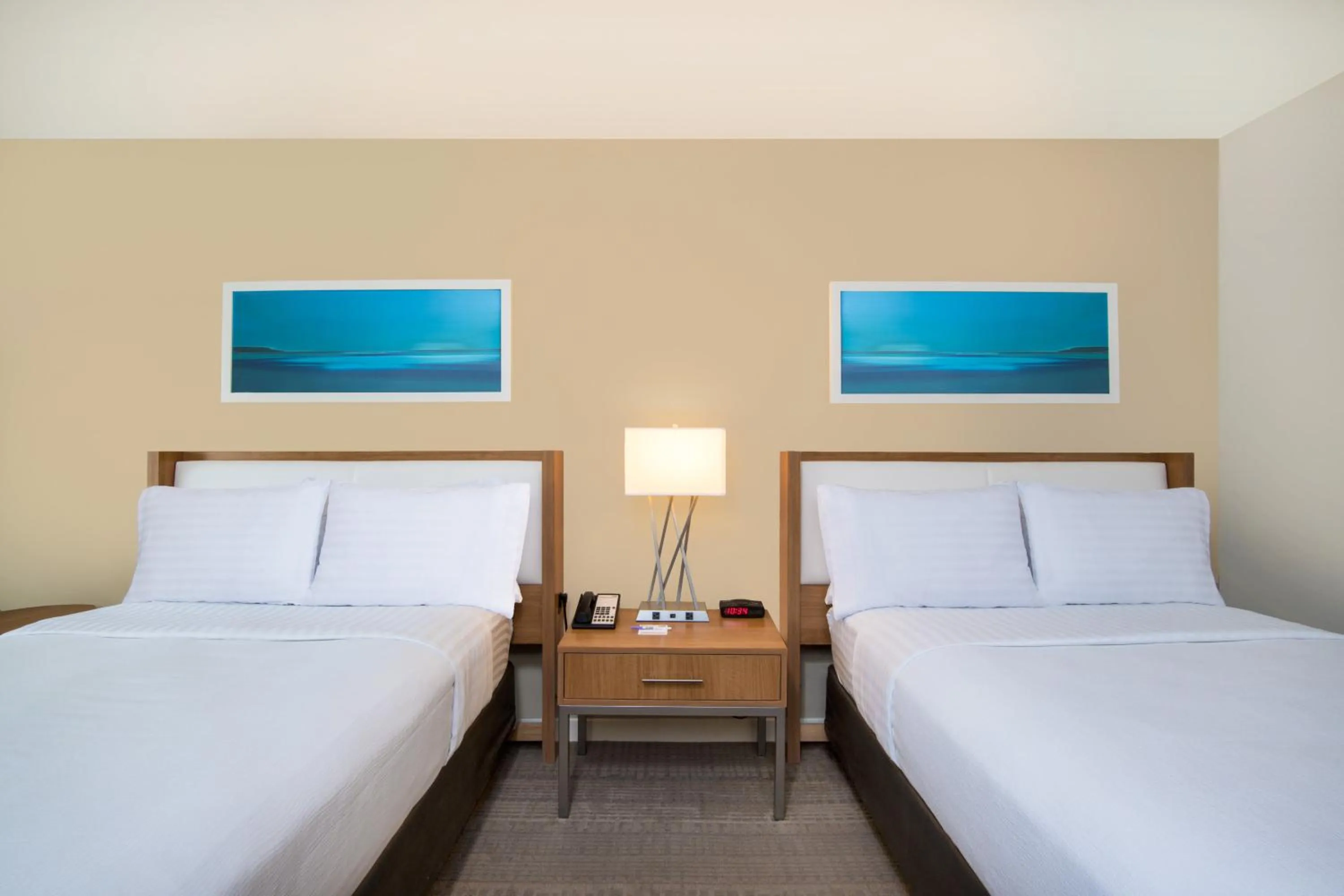 Photo of the whole room, Bed in Holiday Inn Resort Aruba - Beach Resort & Casino by IHG