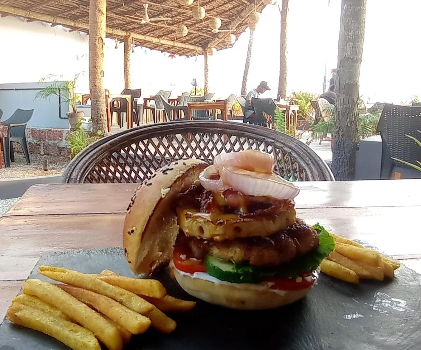 Restaurant/places to eat in Mad about Coco Yoga & Beach Retreat