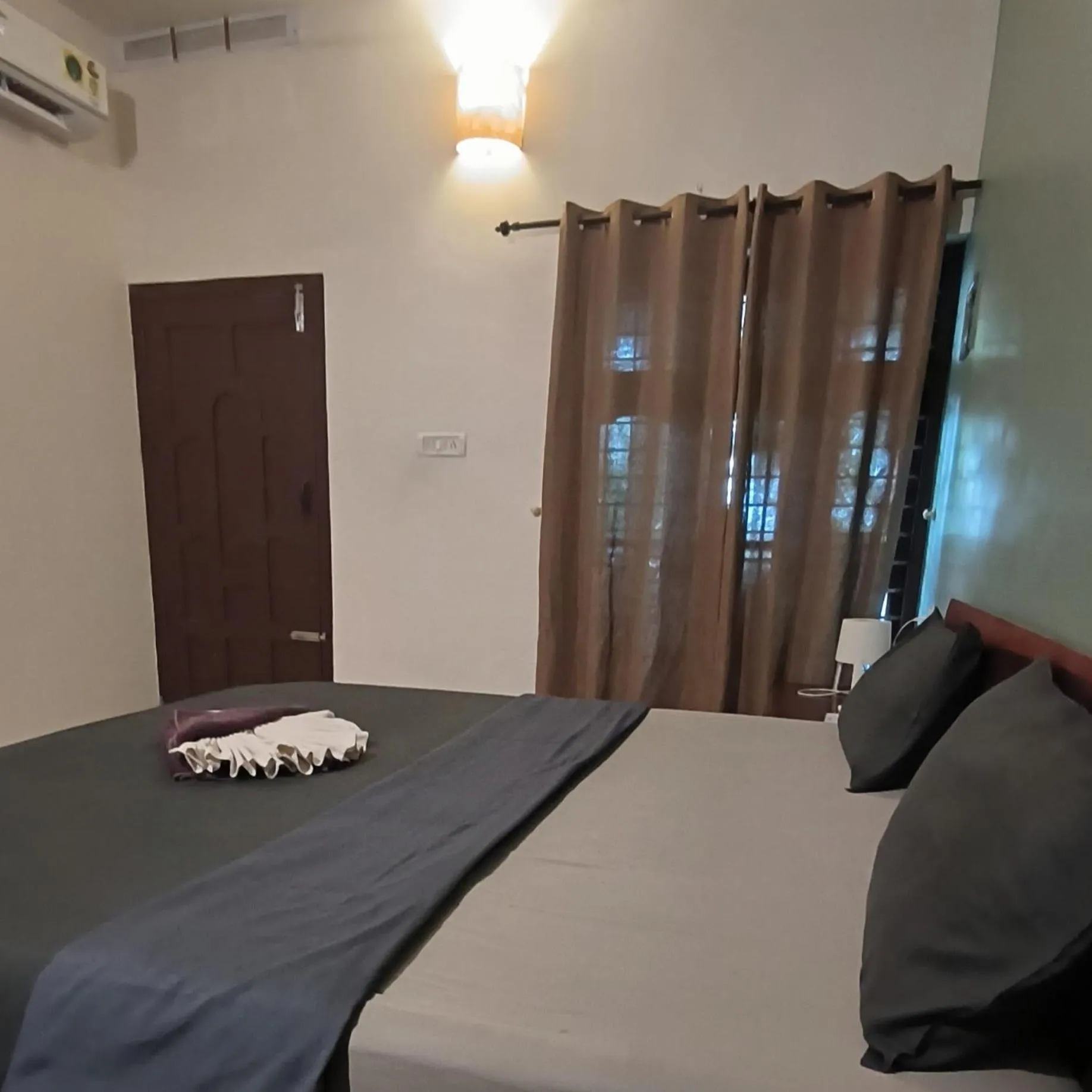 Bedroom, Bed in Mad about Coco Yoga & Beach Retreat