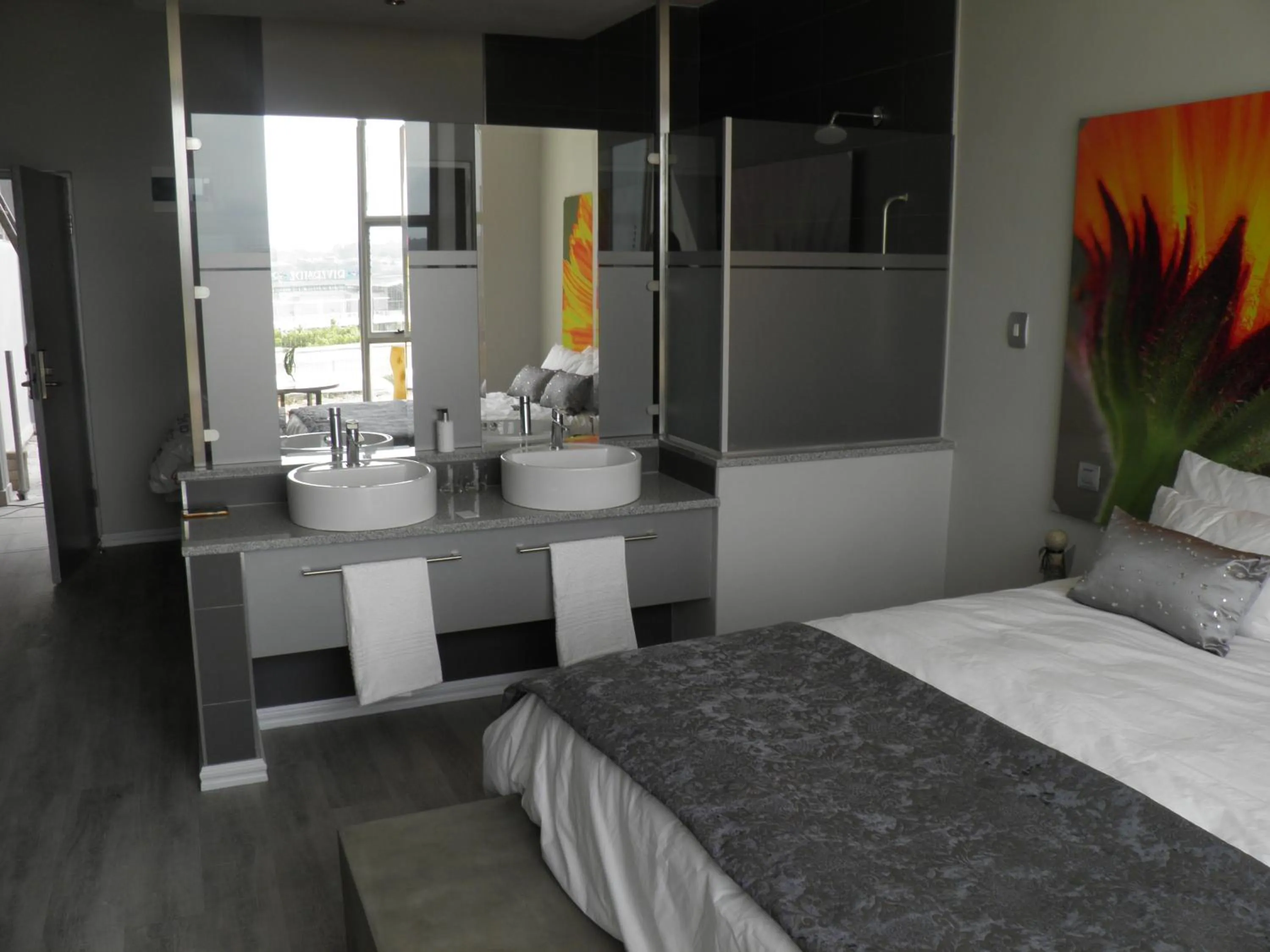 Bathroom, Bed in Chill Pepper Boutique Hotel