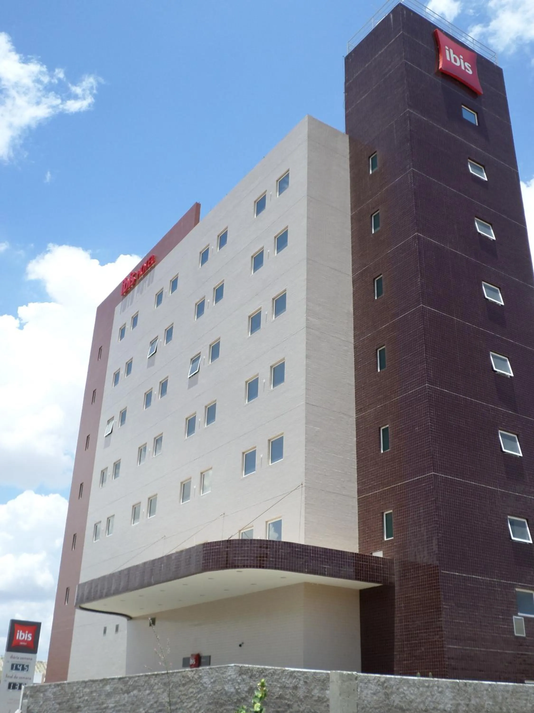 Property building in ibis Petrolina