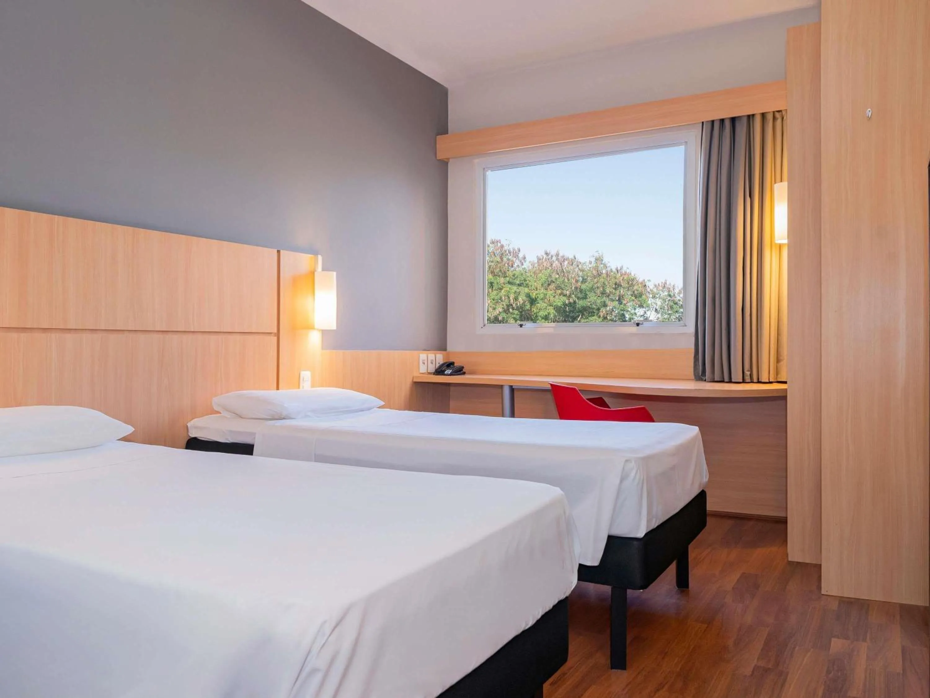 Bedroom, Bed in ibis Piracicaba