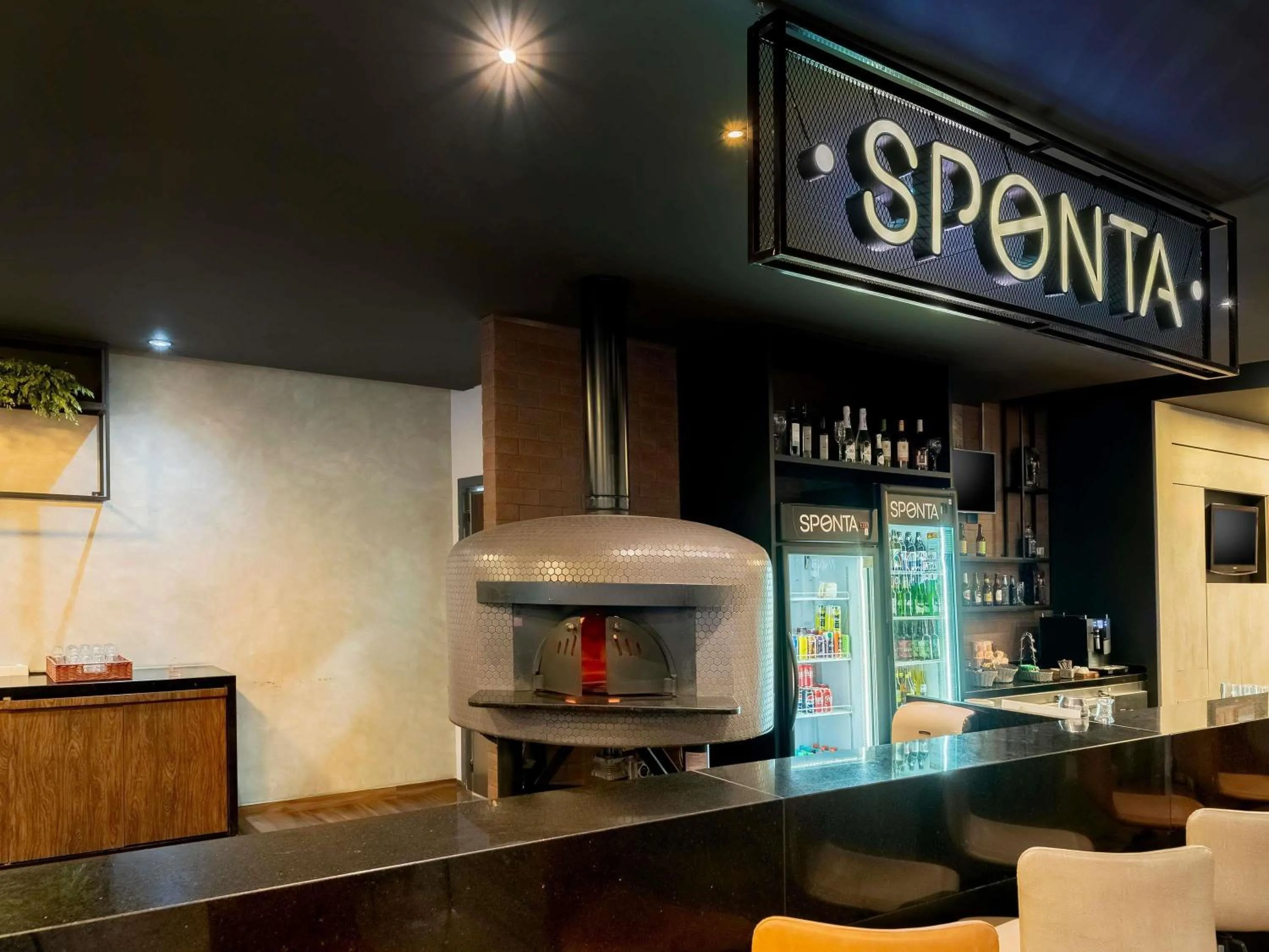 Restaurant/places to eat in ibis Piracicaba