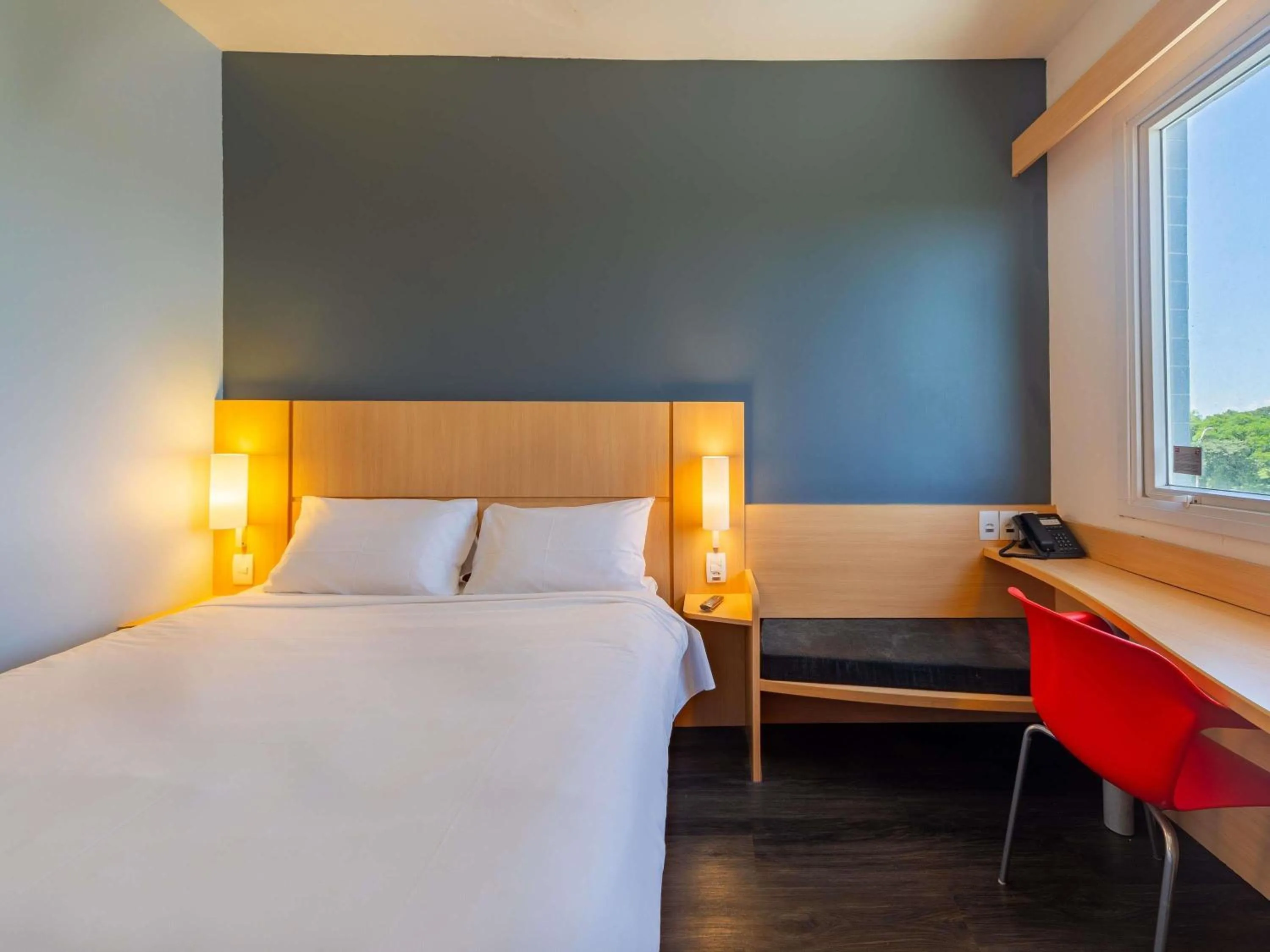 Bedroom, Bed in ibis Manaus Aeroporto