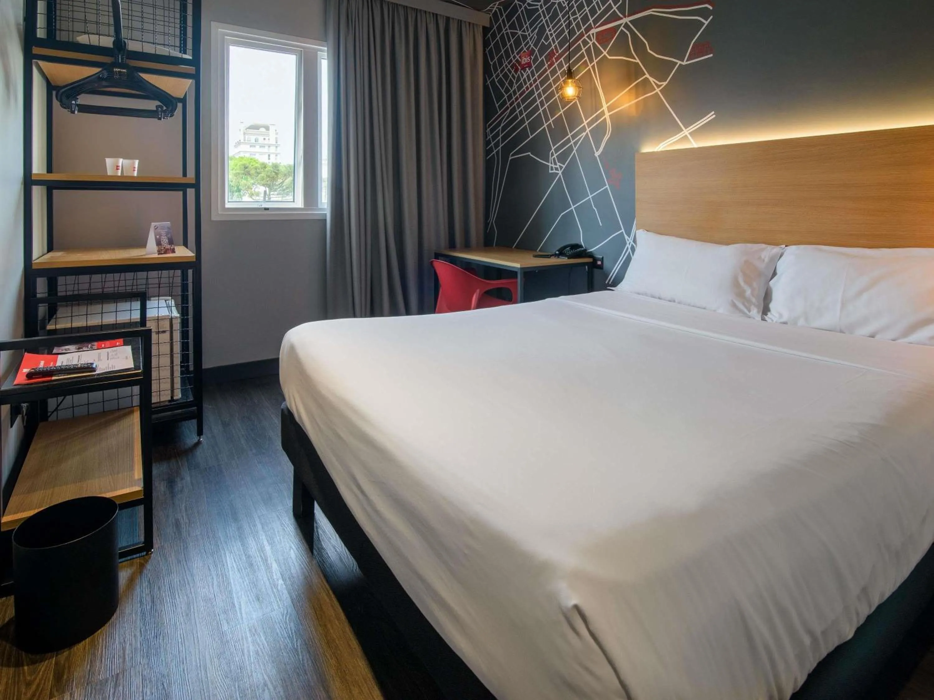 Bedroom, Bed in ibis Curitiba Batel