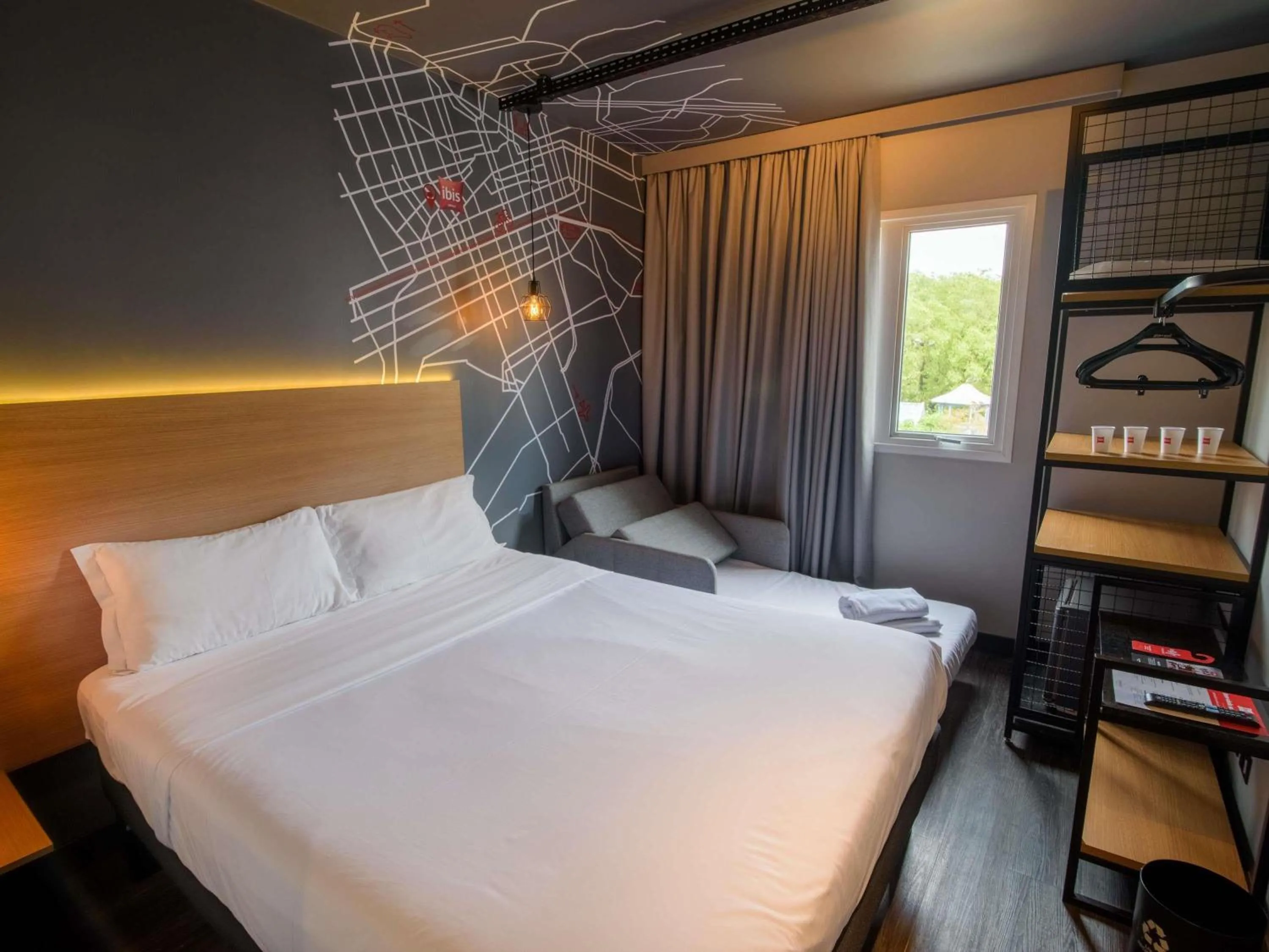 Bedroom, Bed in ibis Curitiba Batel