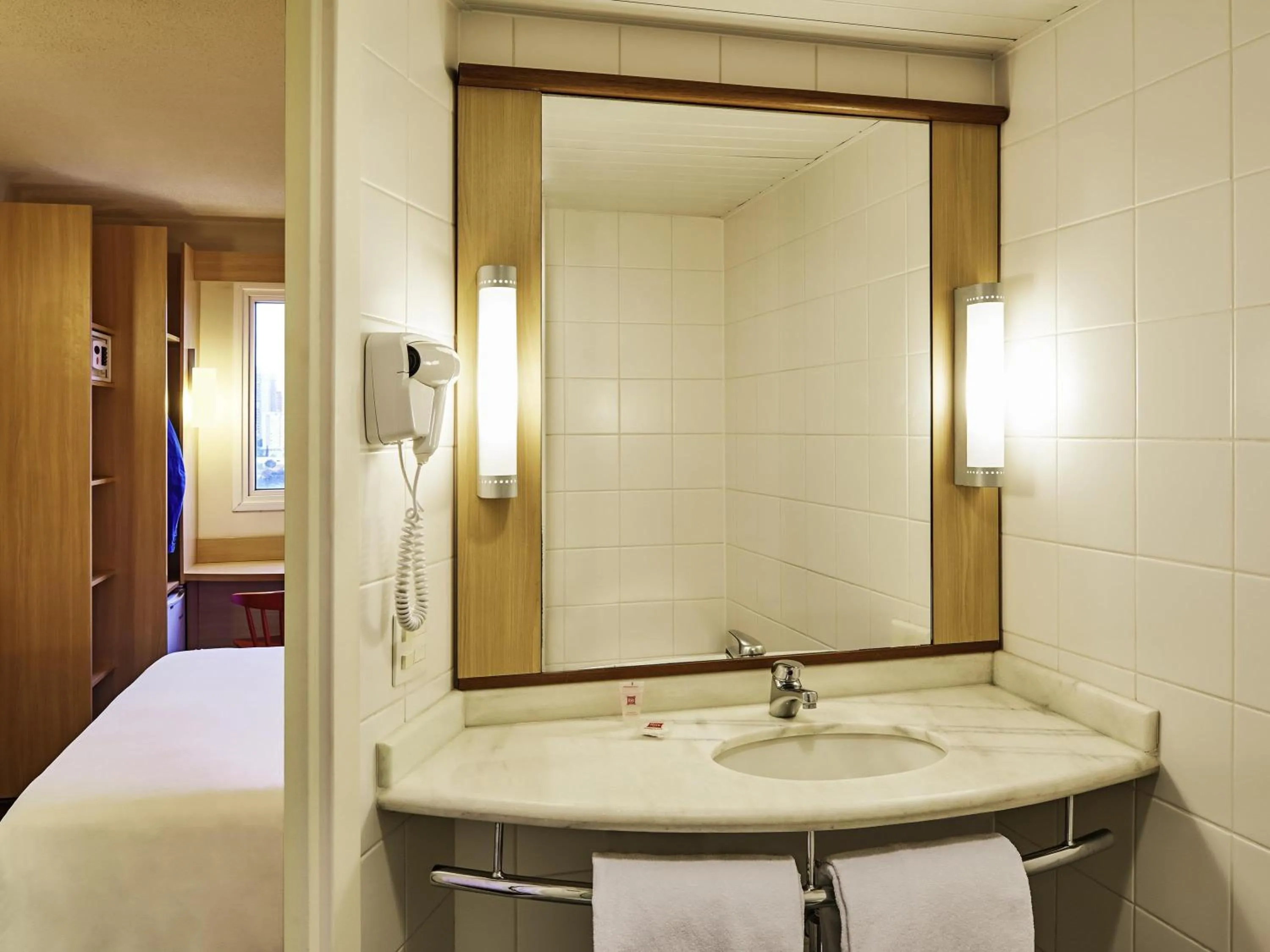 Bedroom, Bed in ibis Sao Paulo Morumbi