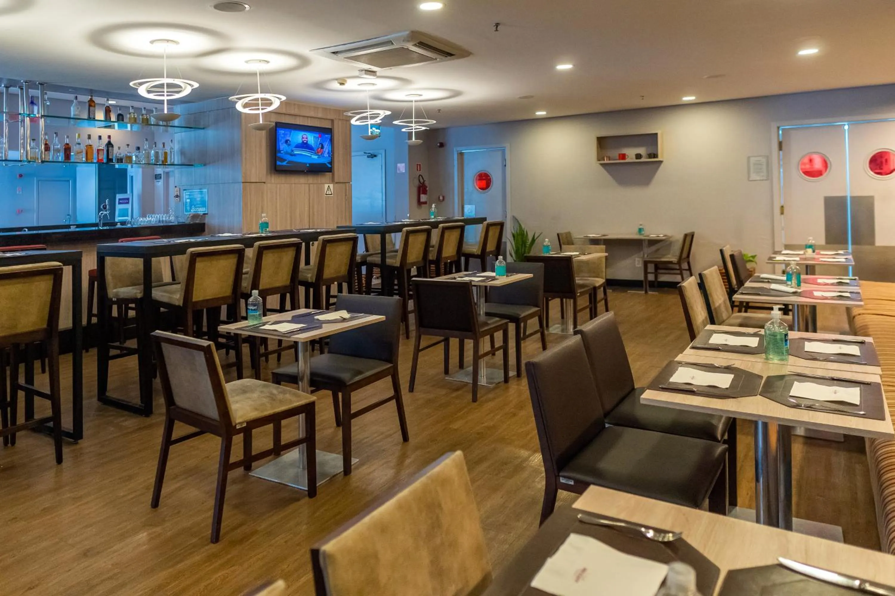 Restaurant/places to eat in ibis Sao Jose dos Campos Colinas