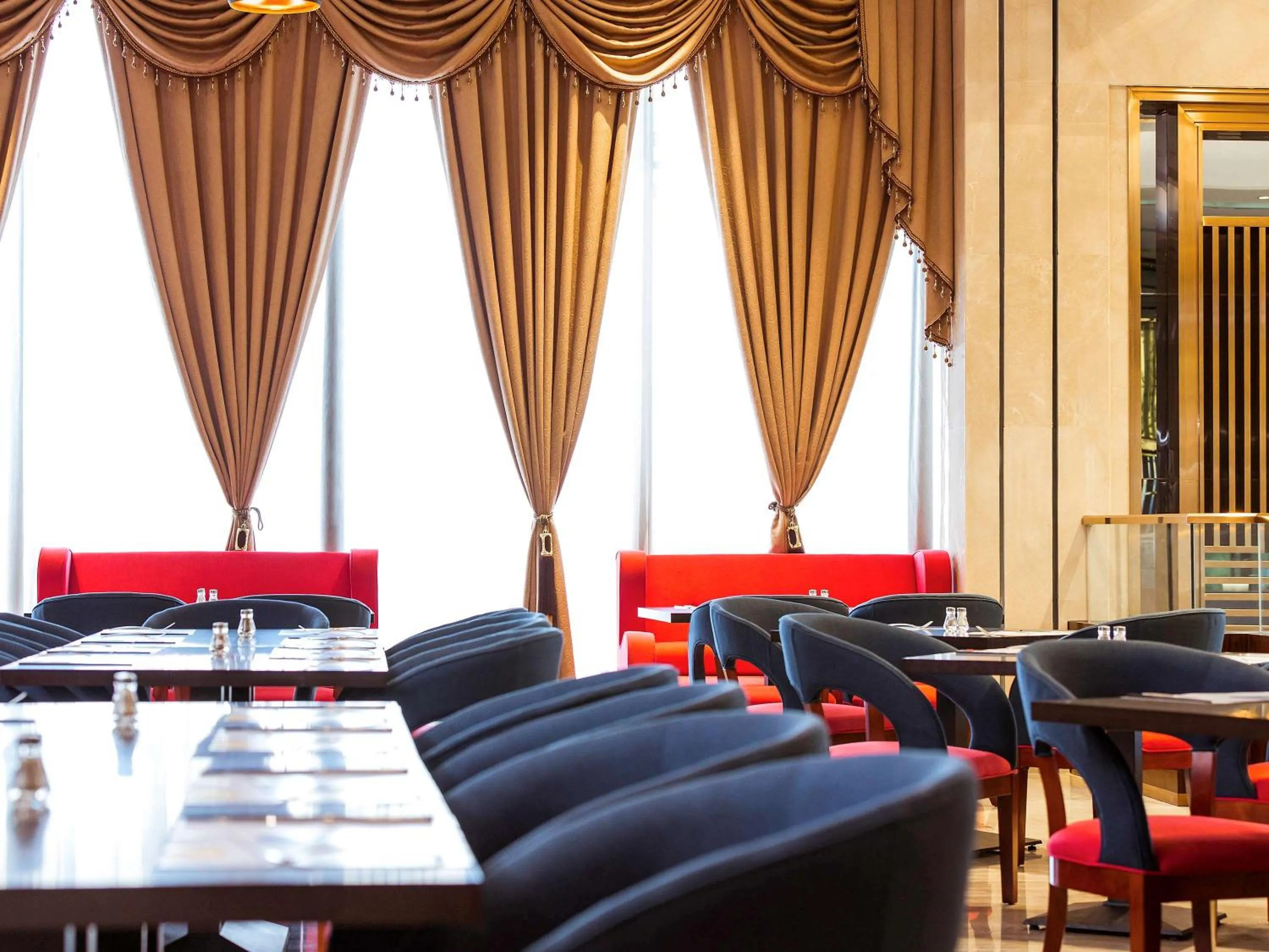 Property building in Novotel Daqing Haofang