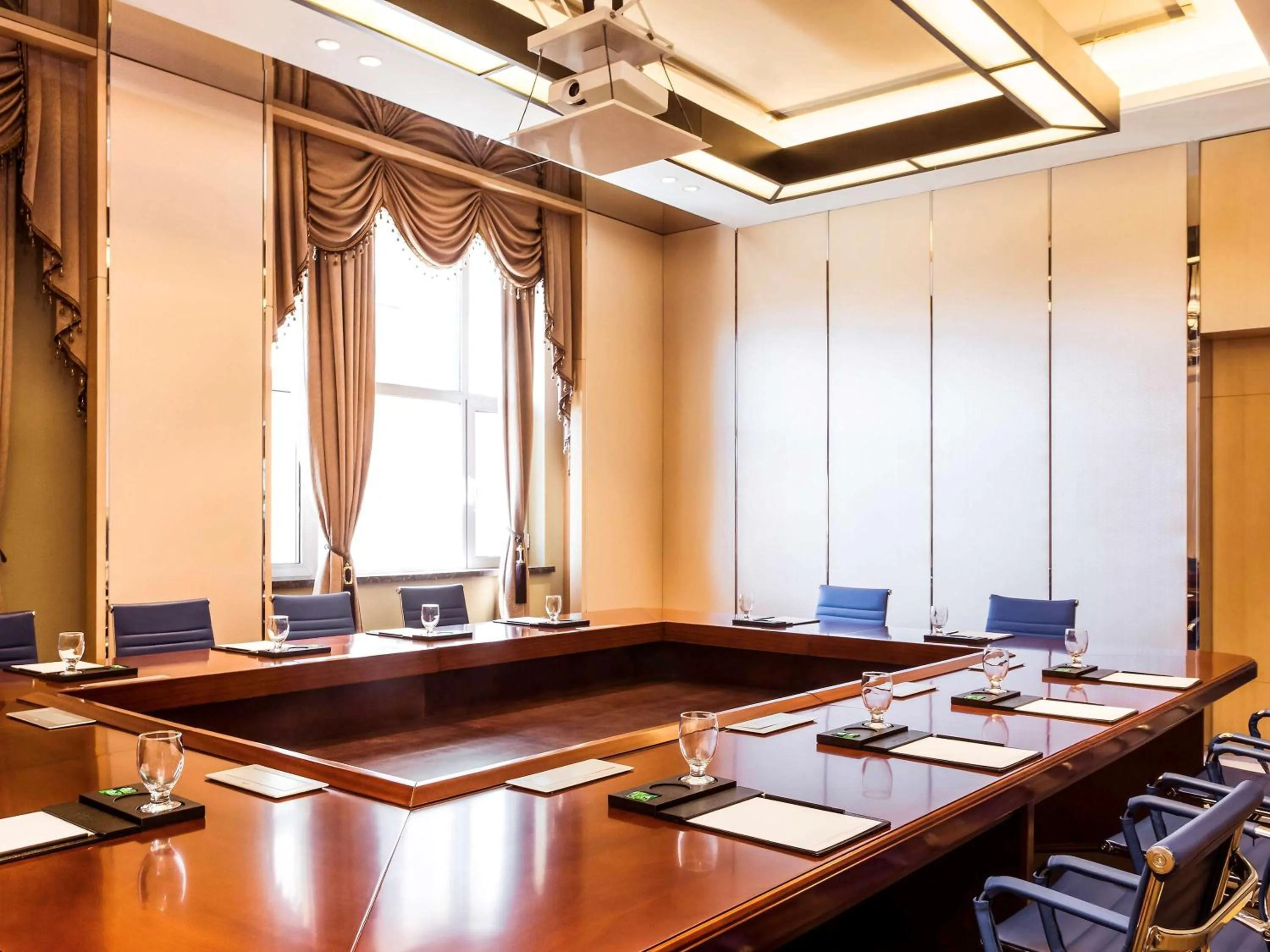 Property building in Novotel Daqing Haofang