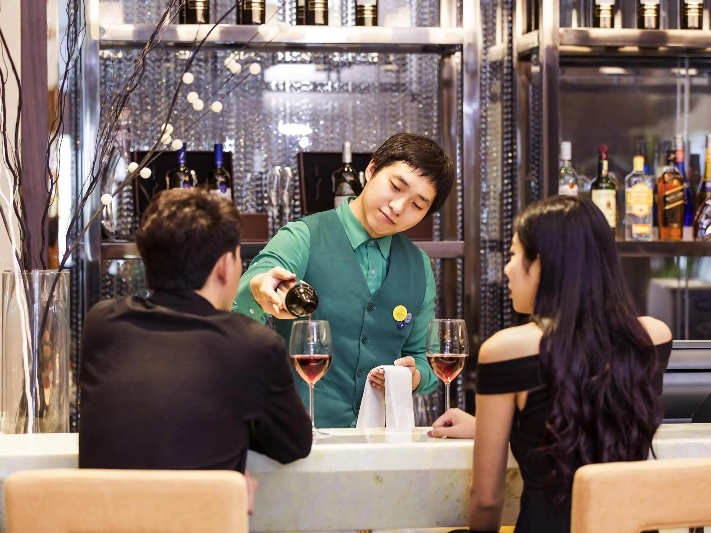Lounge or bar in Novotel Daqing Haofang