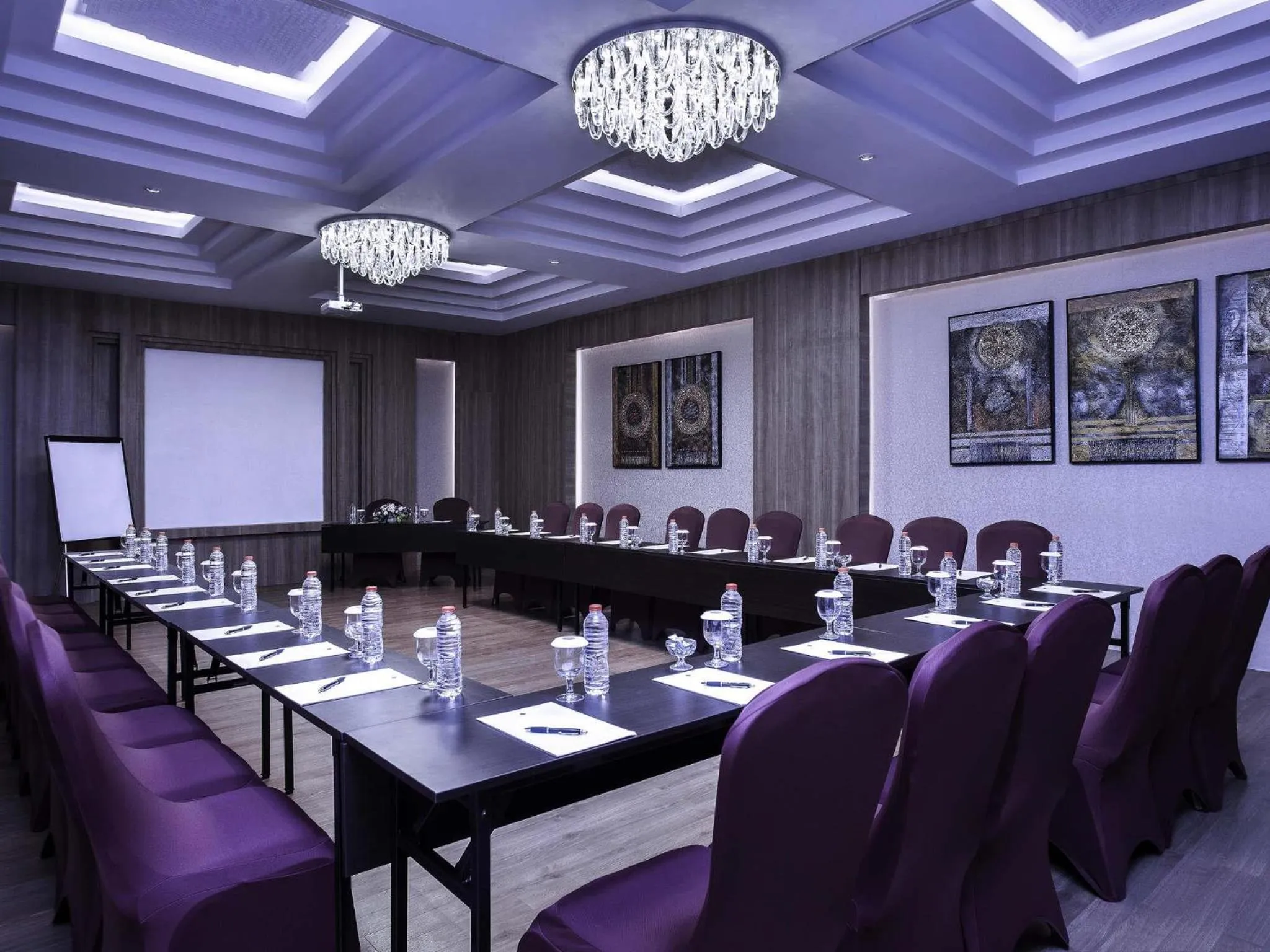 Meeting/conference room in Grand Mercure Yogyakarta Adi Sucipto