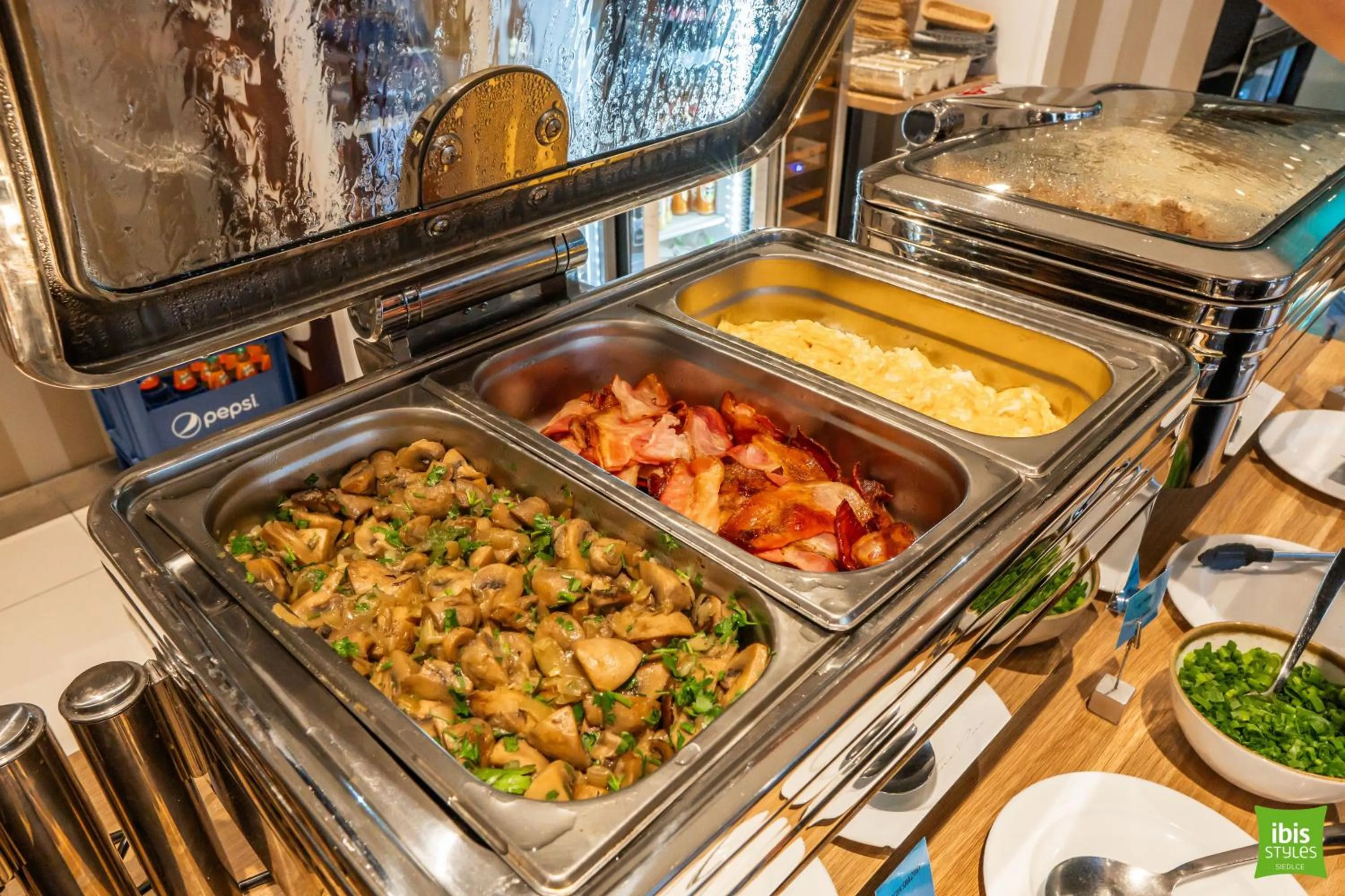 Buffet breakfast in ibis Styles Siedlce