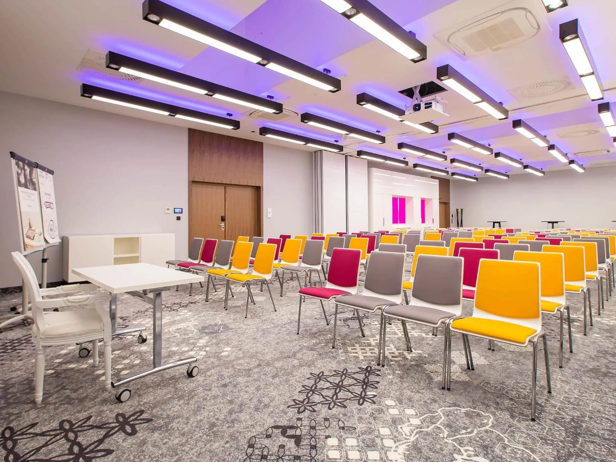 Meeting/conference room in Mercure Krakow Stare Miasto