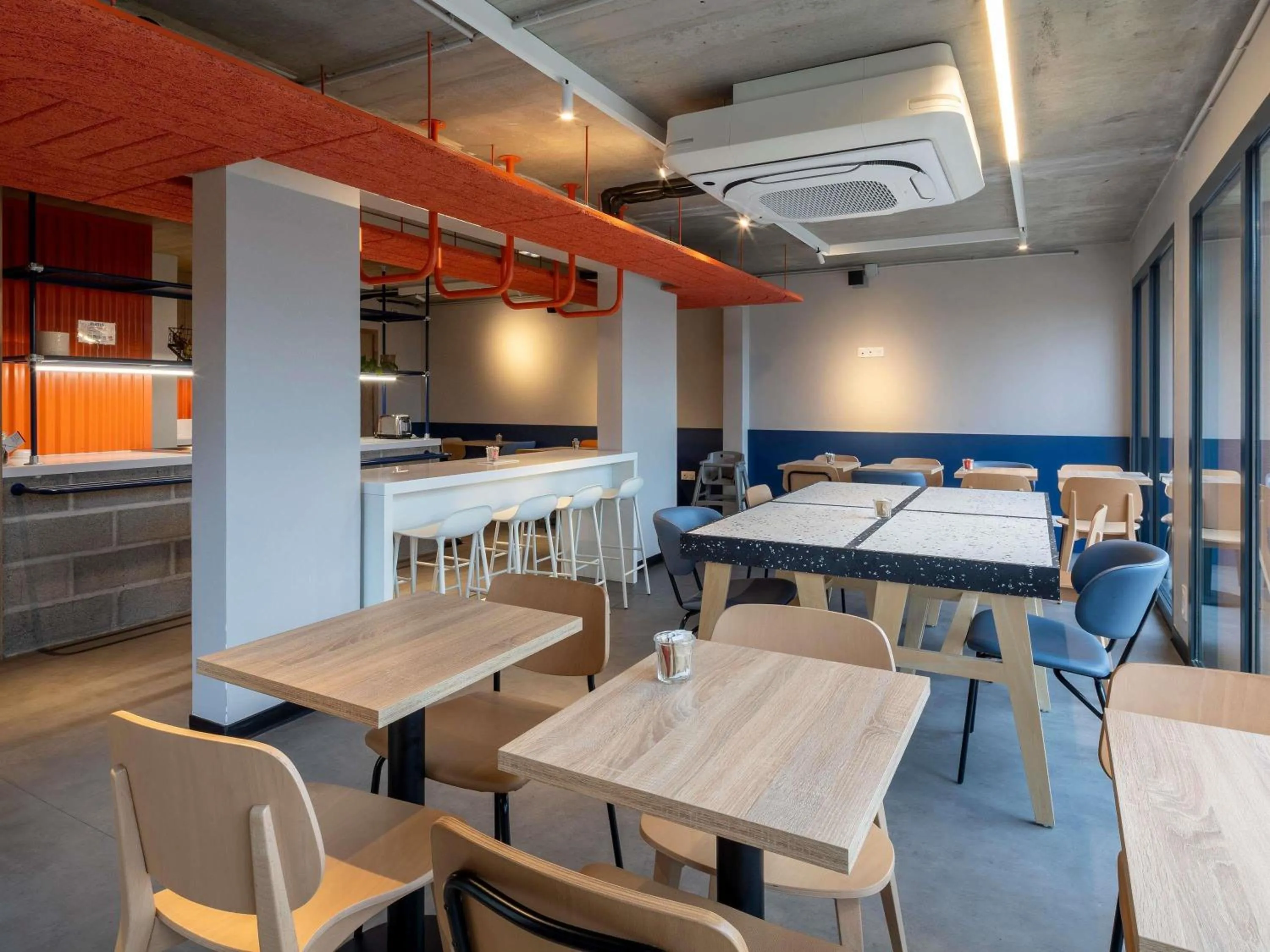 Property building in IBIS Budget Pontivy