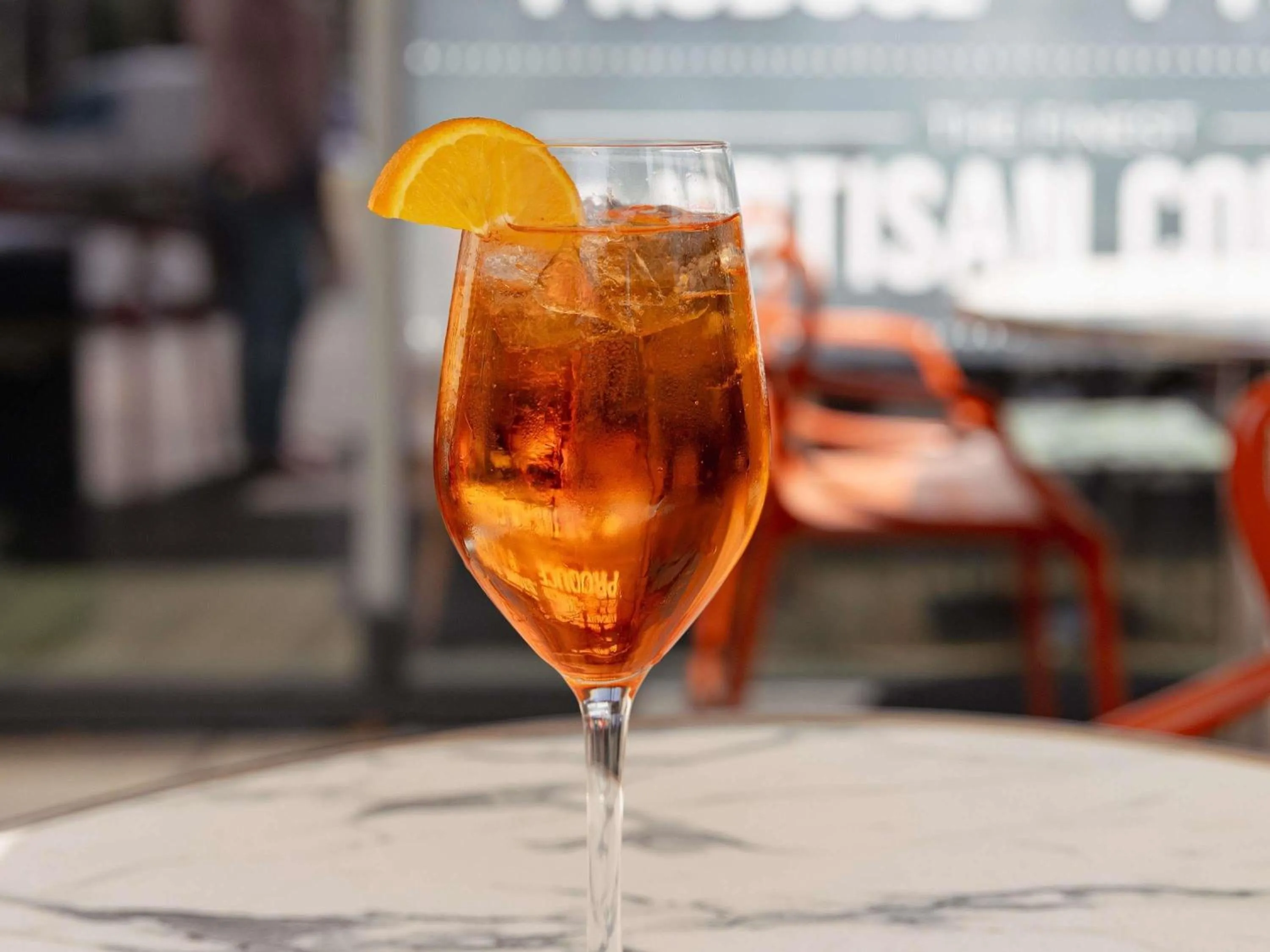 Lounge or bar in ibis Cambridge Central Station