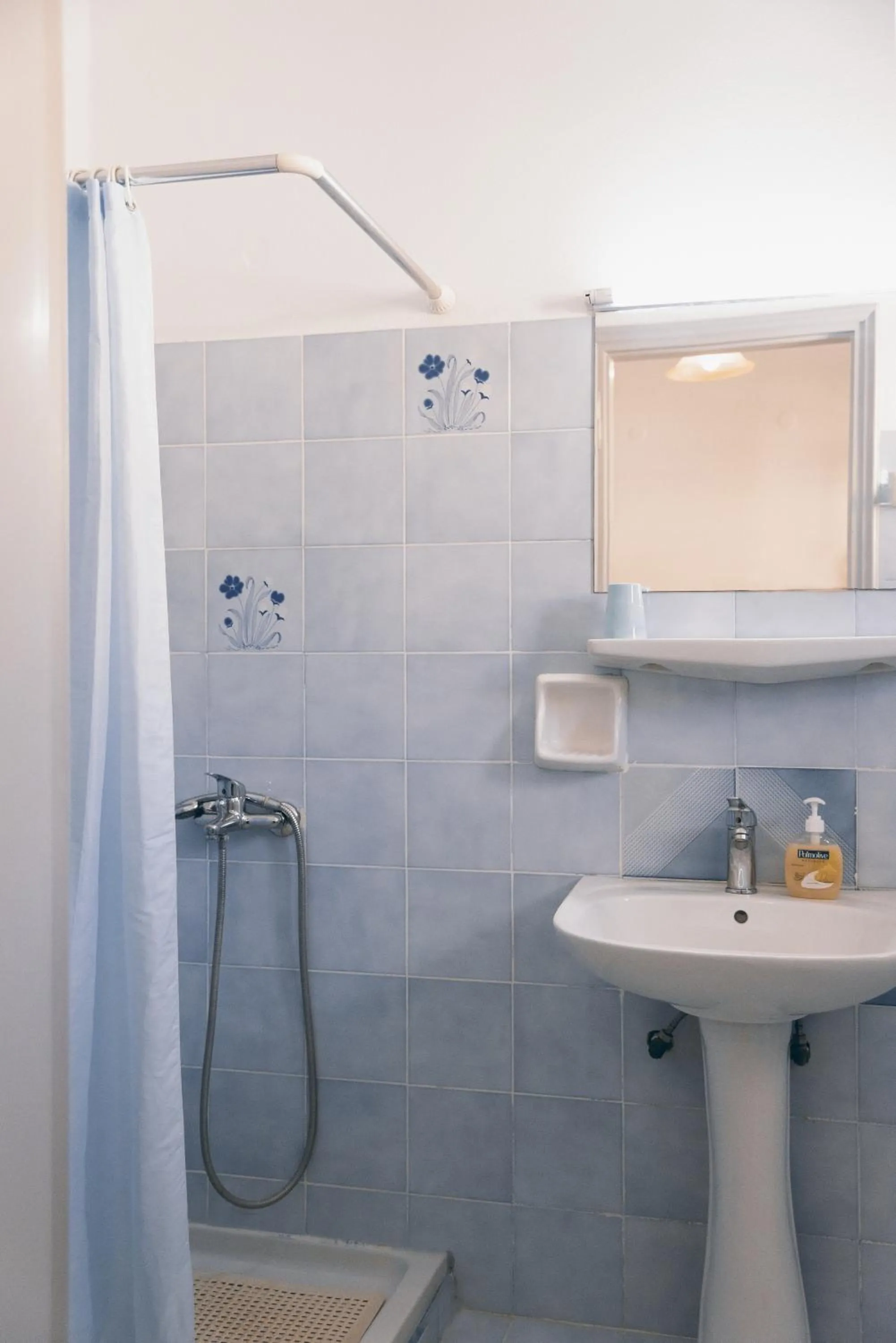 Bathroom in Three Seasons