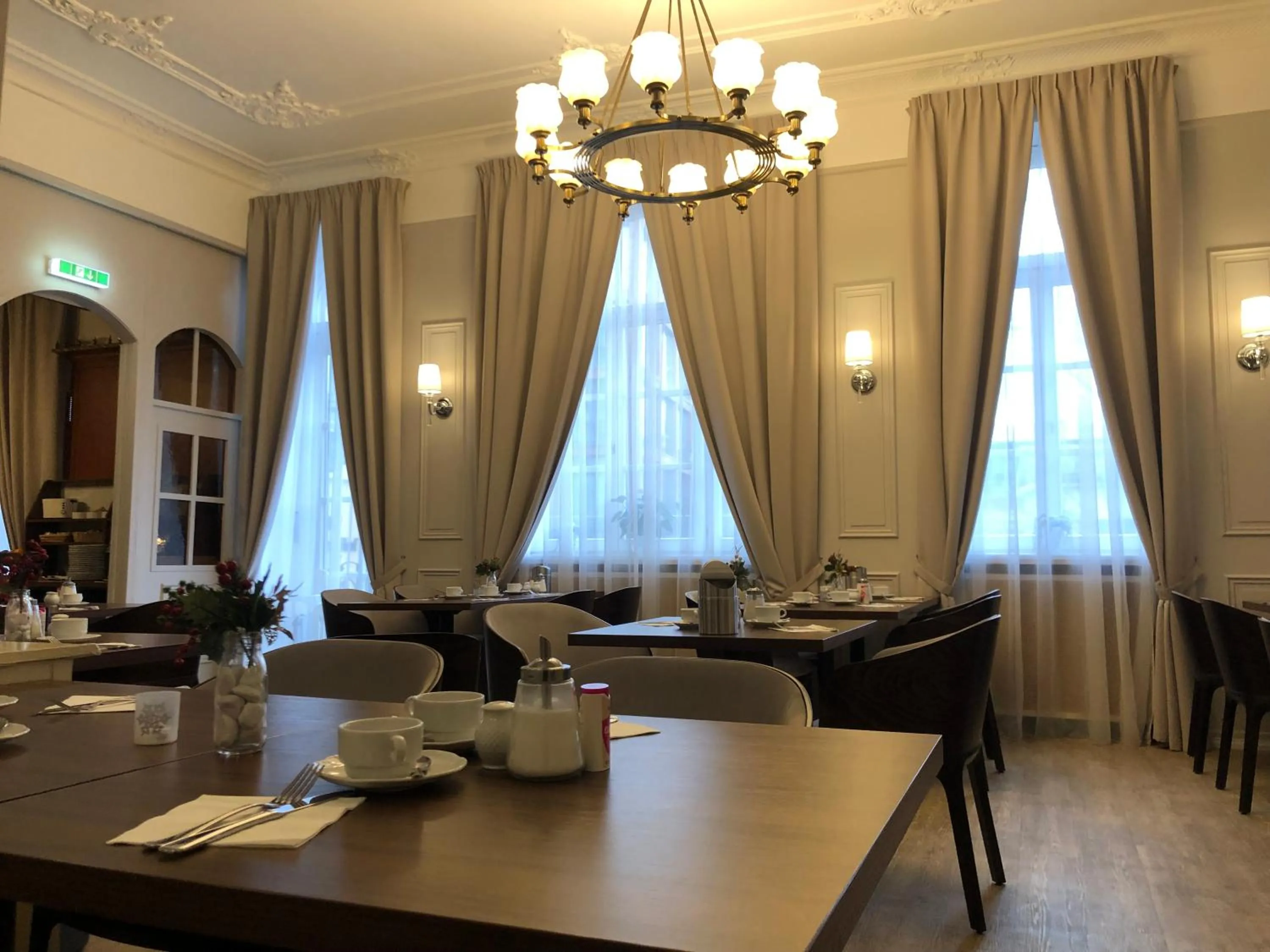 Breakfast in Hotel Rheinischer Hof Bad Soden