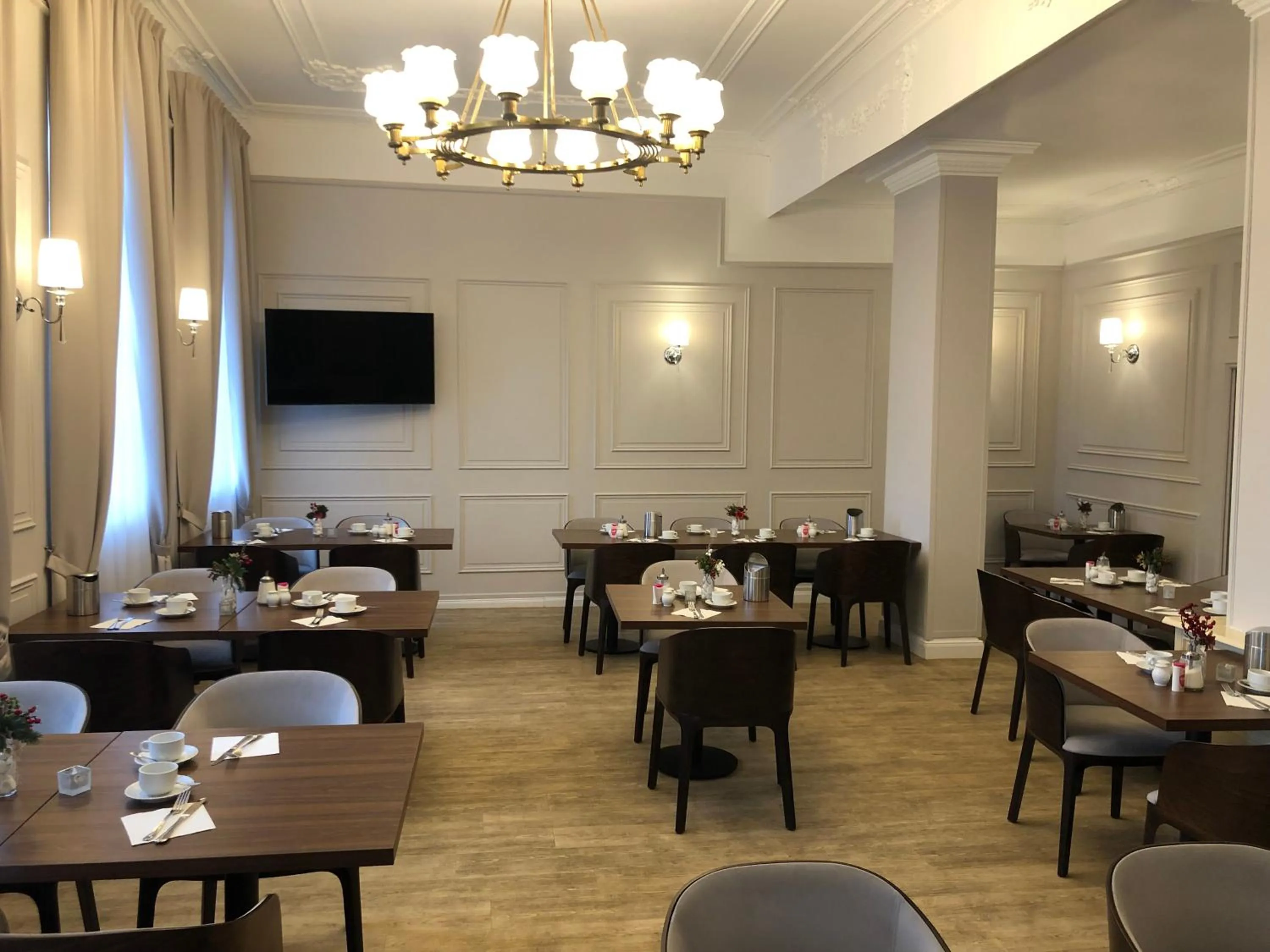 Breakfast in Hotel Rheinischer Hof Bad Soden