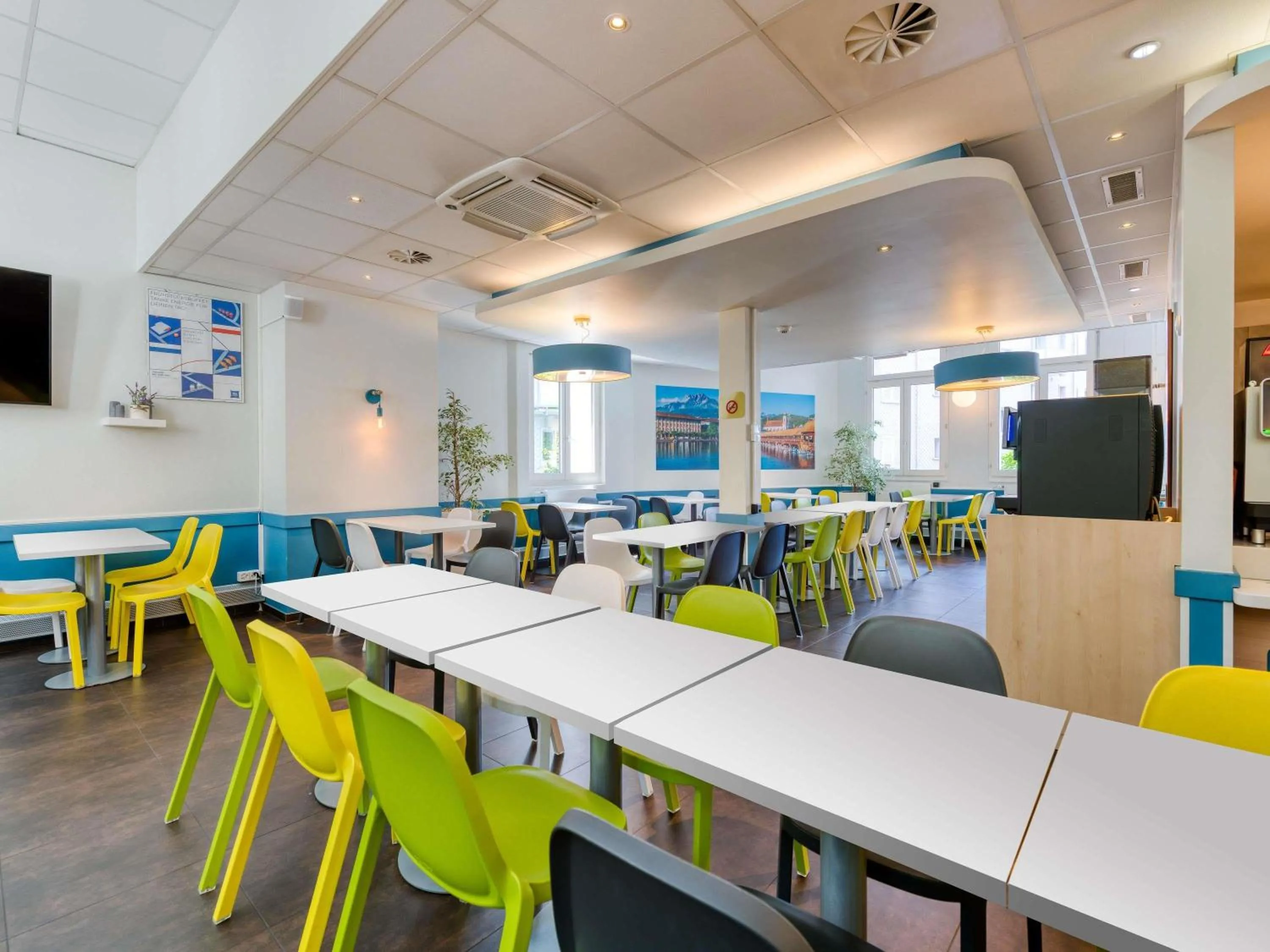 Breakfast in ibis budget Hotel Luzern City