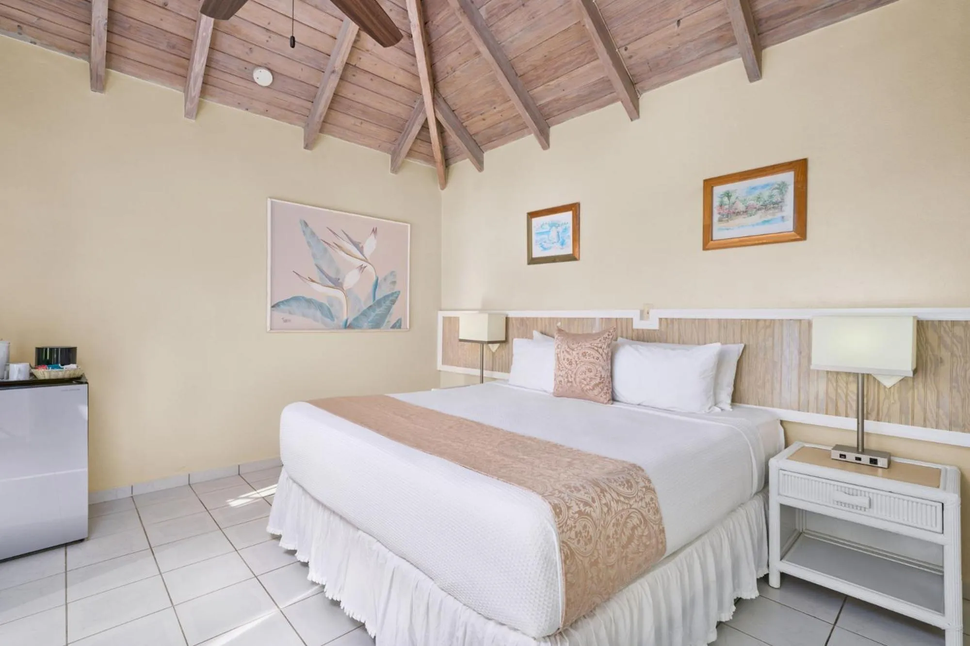 Bed in Hawksbill Resort Antigua - All Inclusive