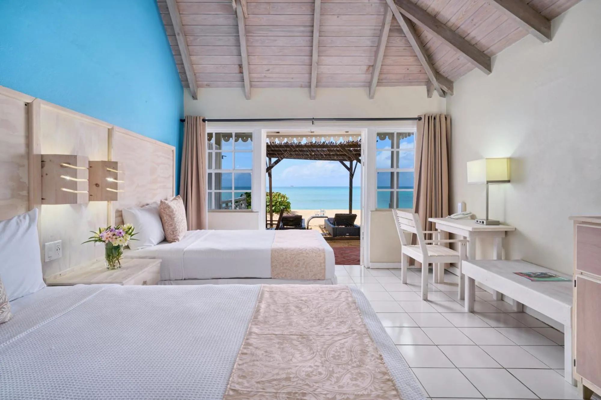 Bed in Hawksbill Resort Antigua - All Inclusive