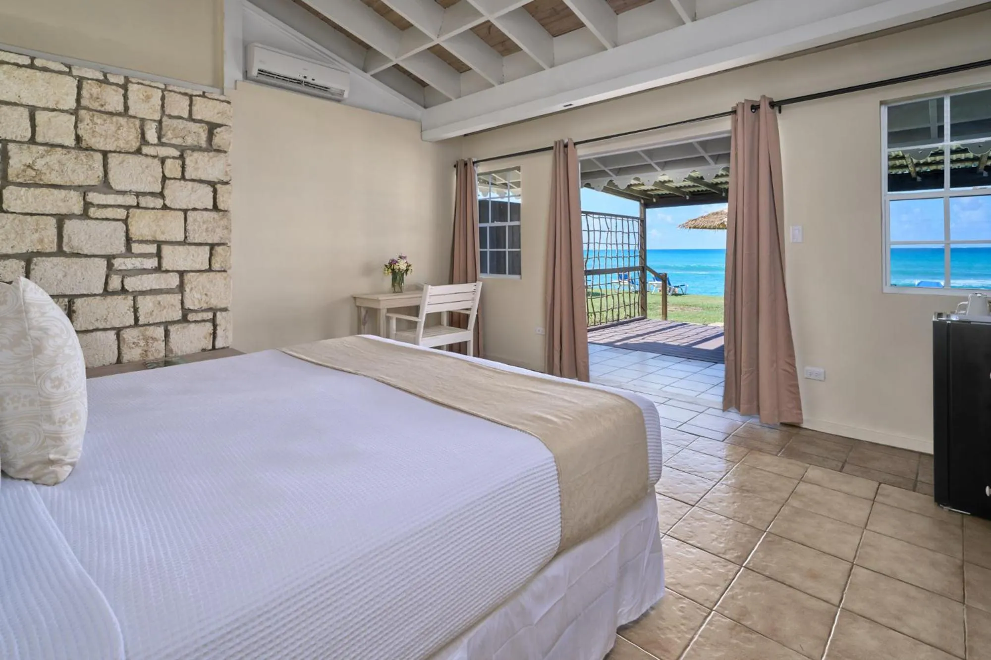 Bed in Hawksbill Resort Antigua - All Inclusive