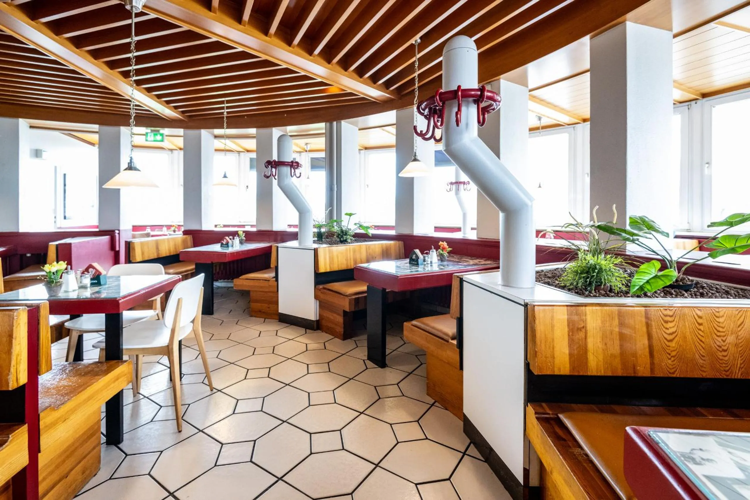 Restaurant/places to eat in Hotel und Rasthof AVUS