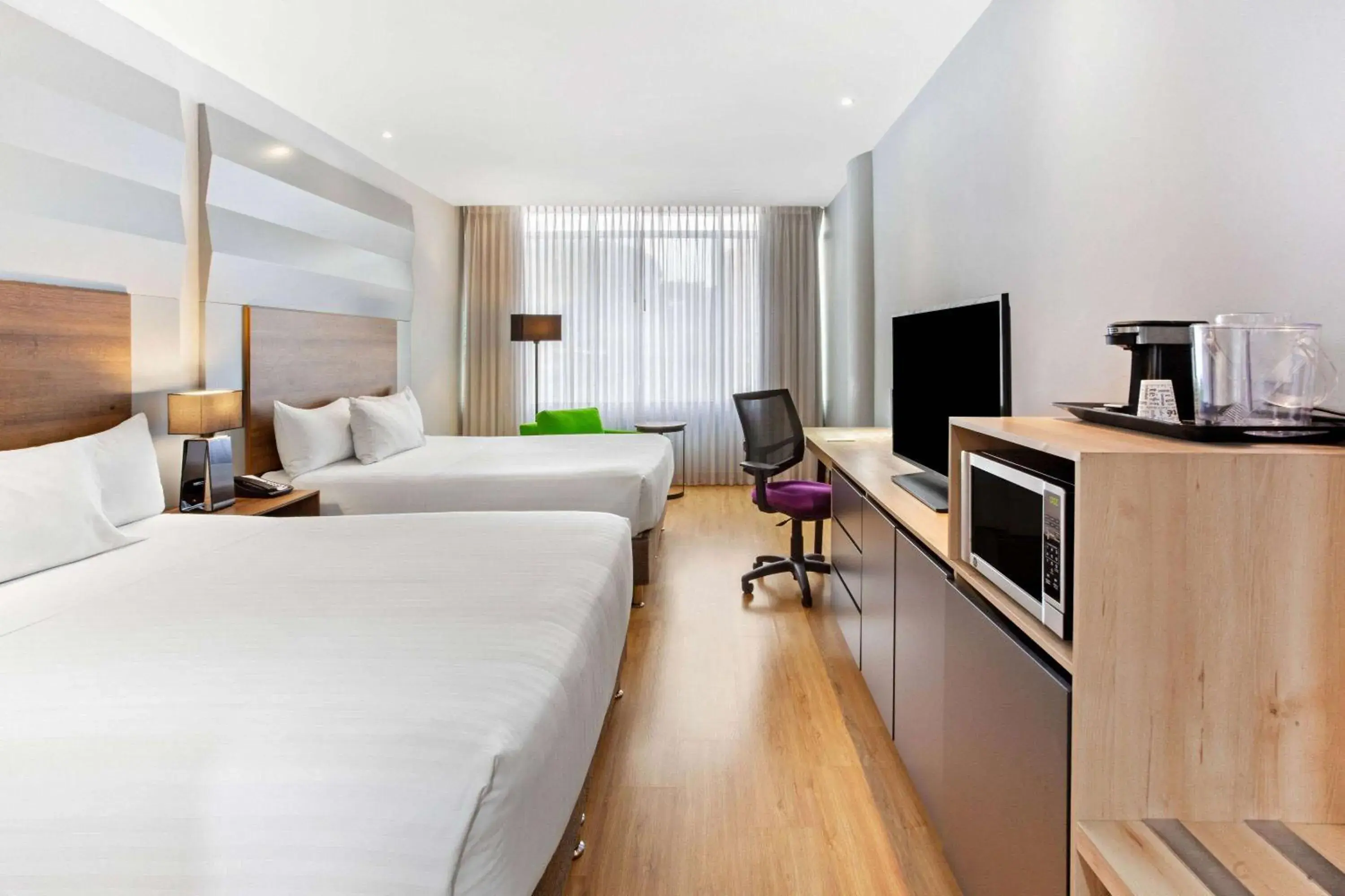 Superior Queen Room with Two Queen Beds in La Quinta by Wyndham Medellin Superior Queen Room with Two Queen Beds in La Quinta by Wyndham Medellin